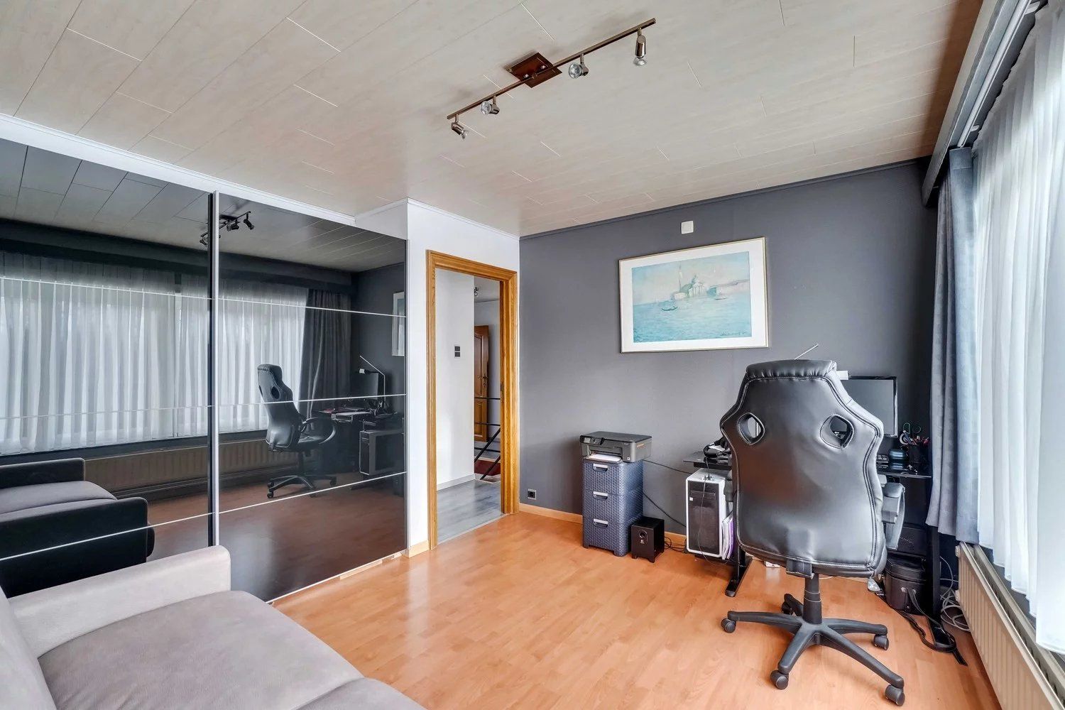 Degelijk gerenoveerde, rustig gelegen woning foto 23