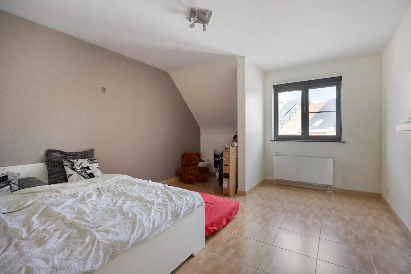 TOPLIGGING ! Instapklaar 2-kamerappartement  foto 9