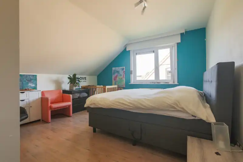 Alleenstaande woning met 4 slaapkamers op een residentiële, groene topligging in Lauwe foto 9