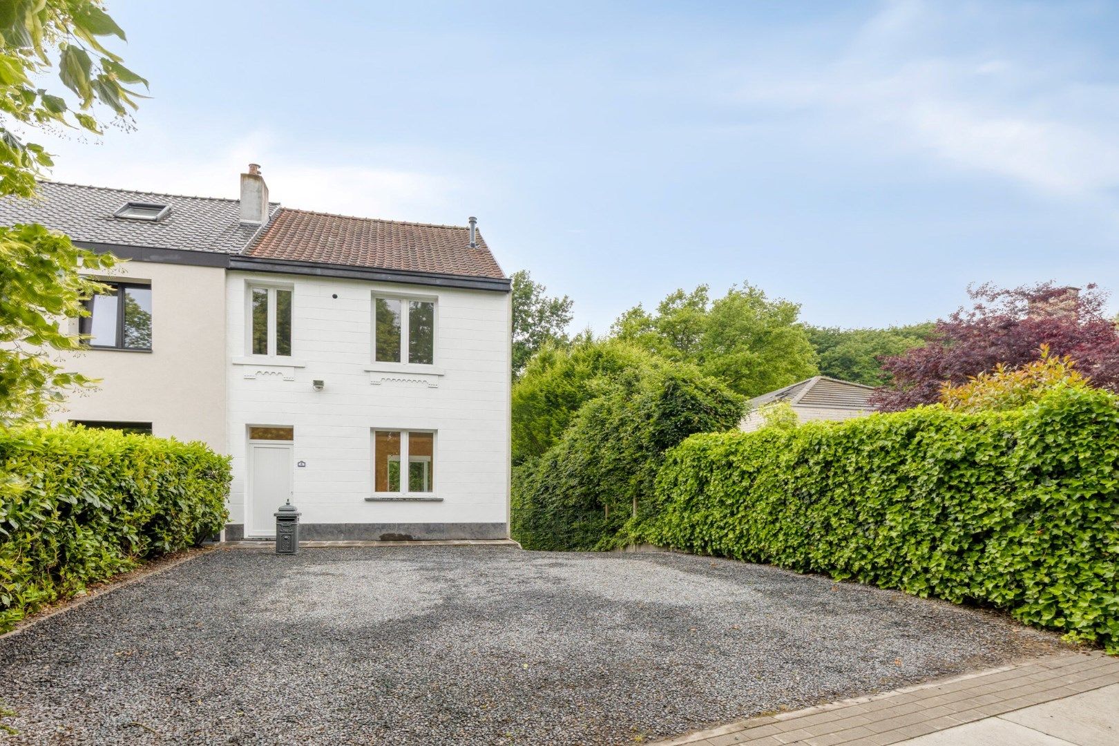 Vernieuwde woning met 3 kamers + garage 1652 ALSEMBERG (BEERSEL) foto {{pictureIndex}}