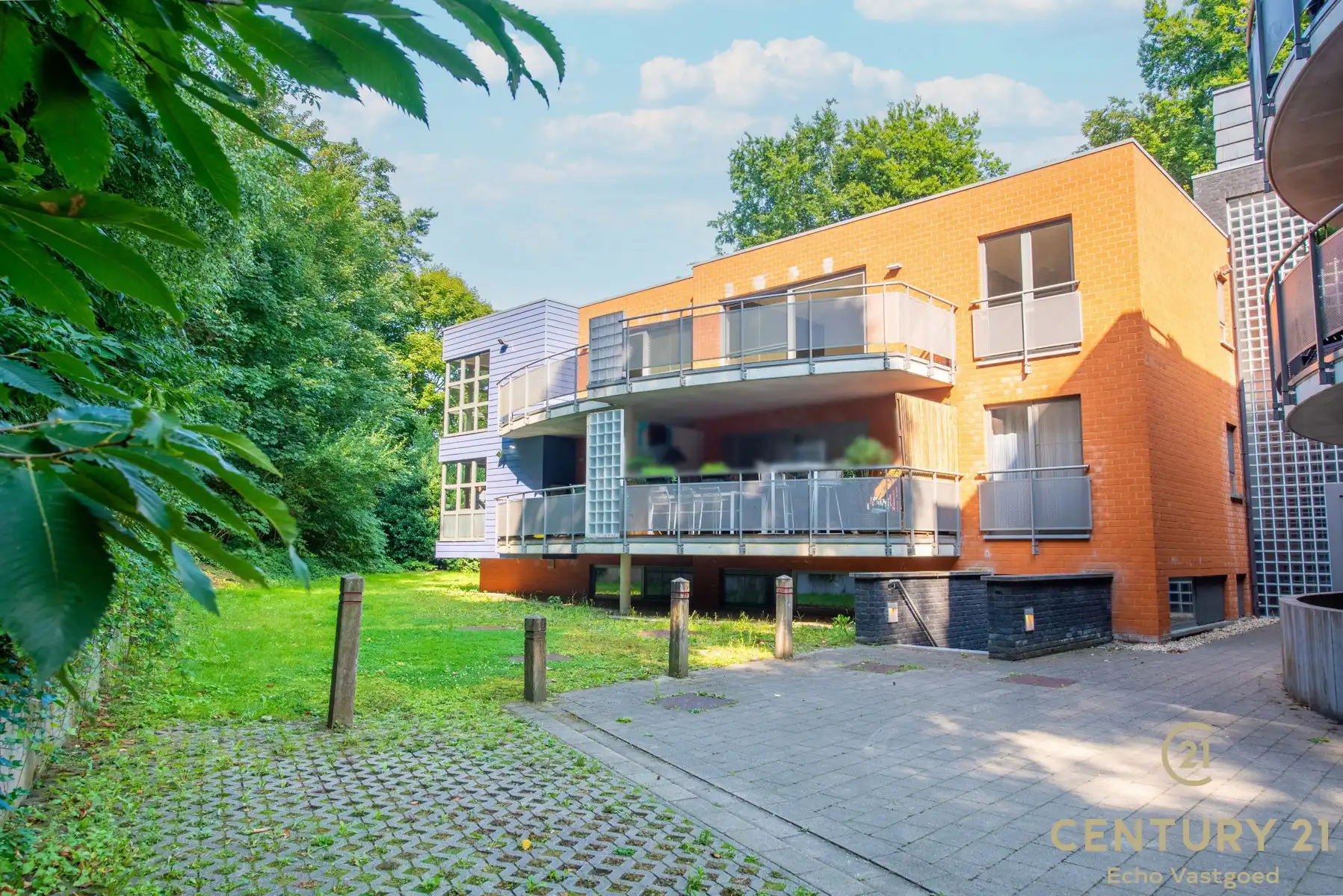 Luxe, ruime penthouse (192m²) met groot terras tegen het bos foto 3
