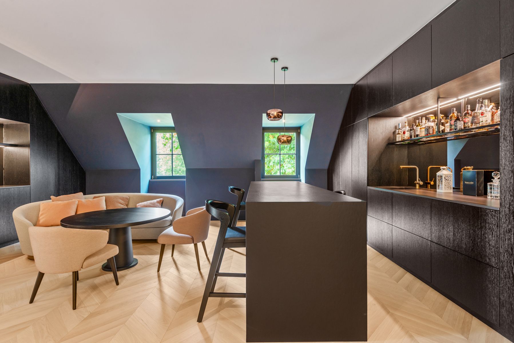 Exclusief duplex dakappartement met zicht op weiland. foto 11