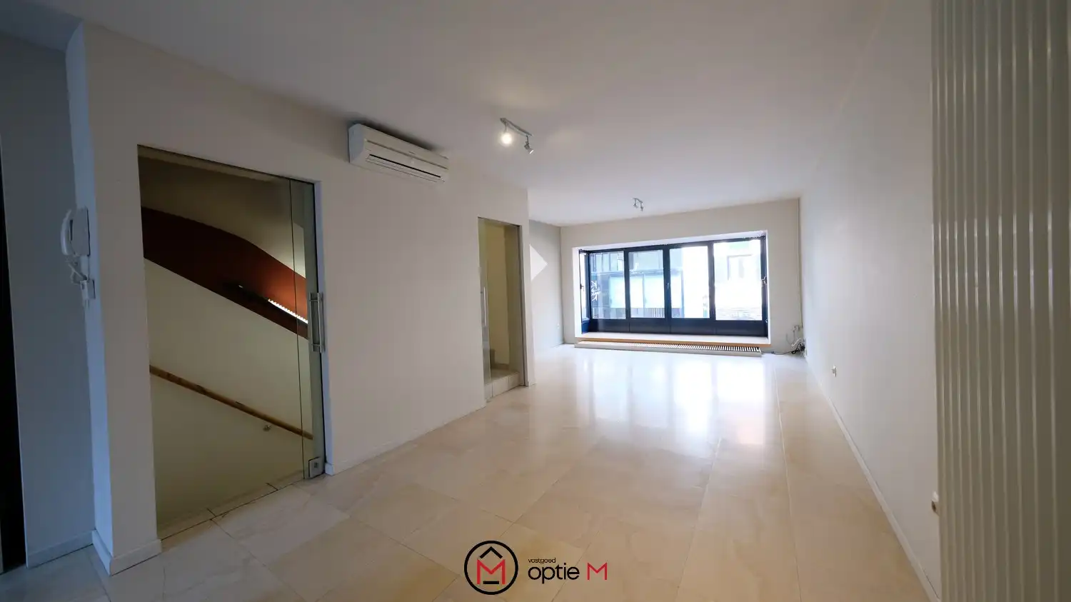 Duplex appartement in het centrum van Bilzen foto {{pictureIndex}}