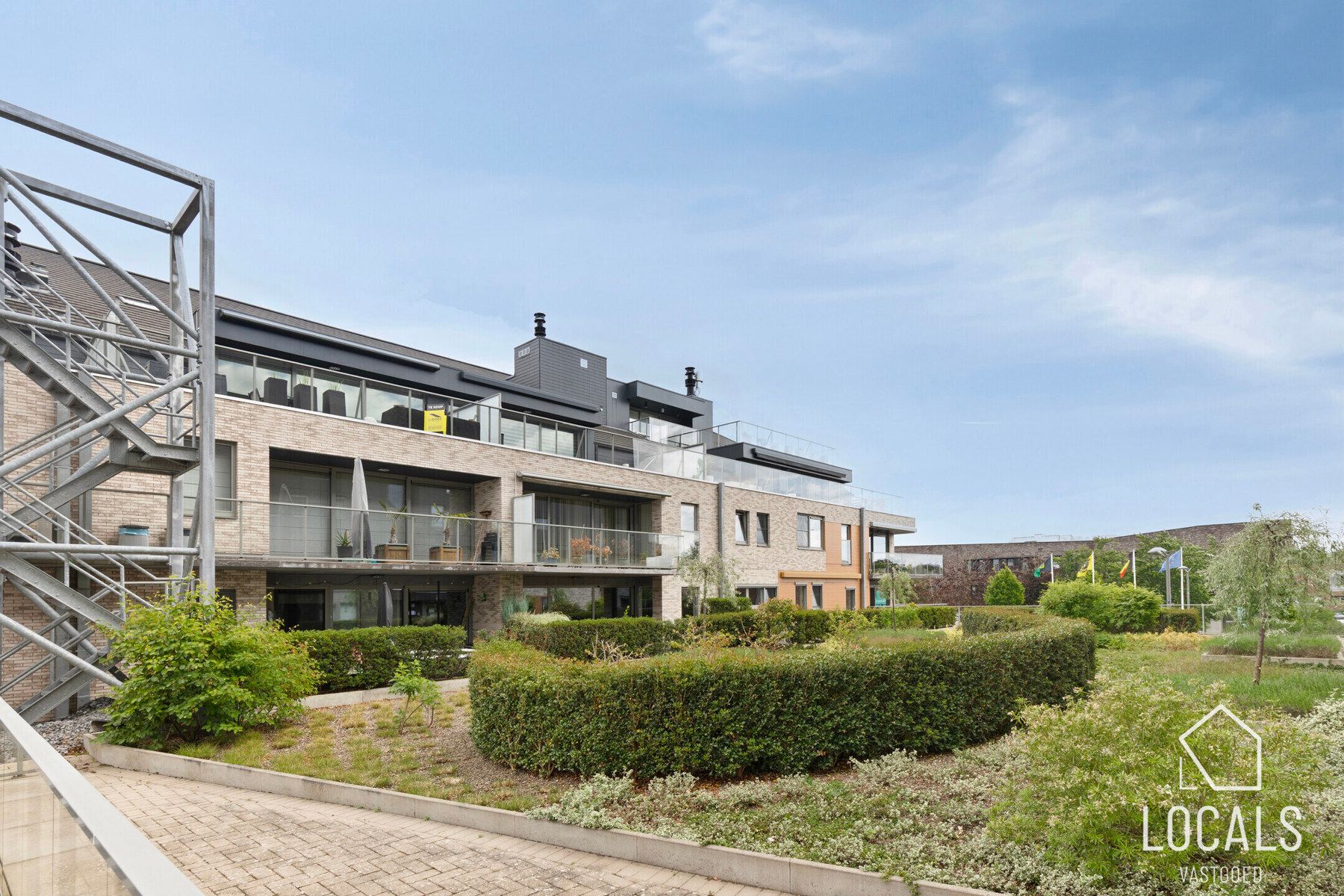 Instapklaar duplexappartement in het centrum van Ninove foto 15