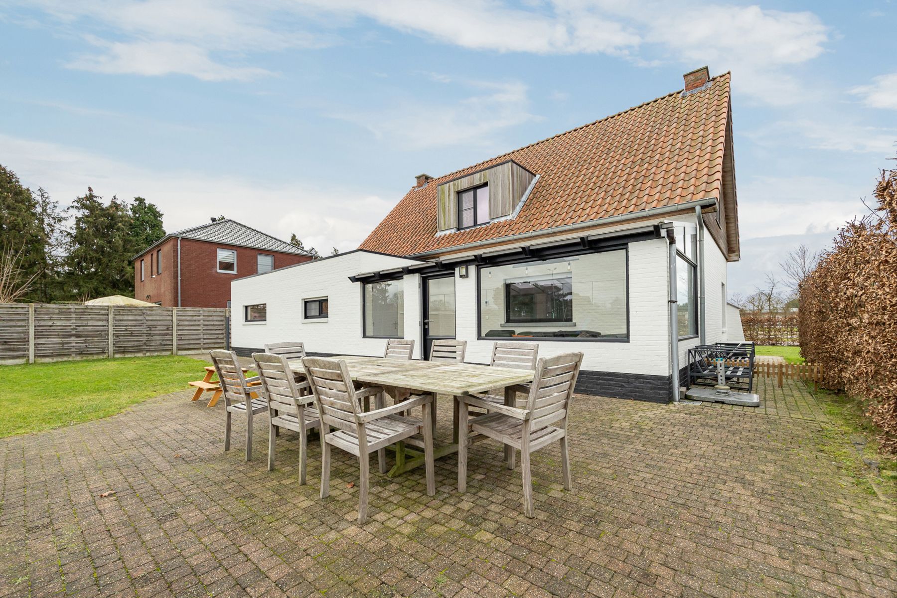 Charmant huis met tuin, terras en vernieuwde afwerking! foto 36