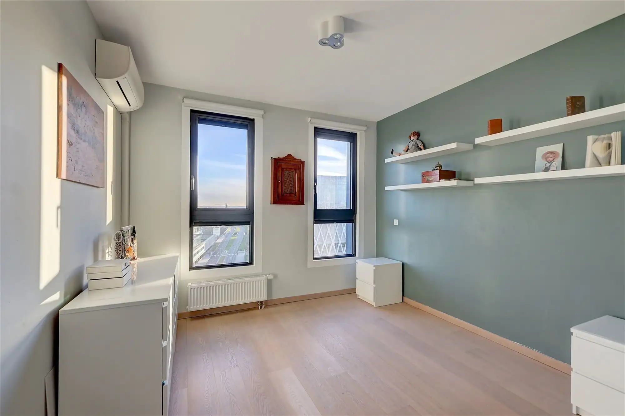 Instapklaar appartement met 2 slpks met terras in centrum Antwerpen foto 9