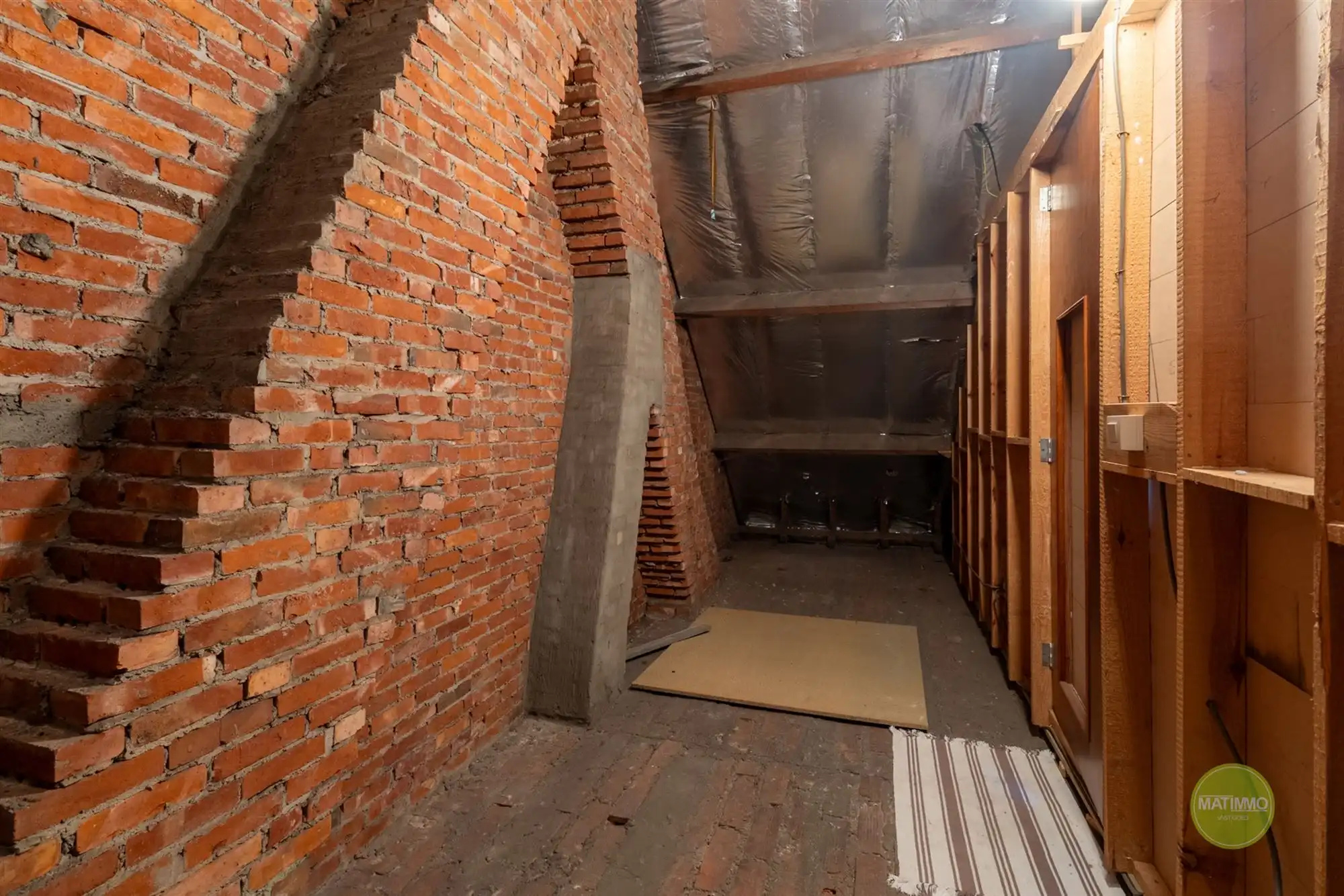 Ruime gezinswoning met 4 slaapkamers in Mol-Sluis foto 20