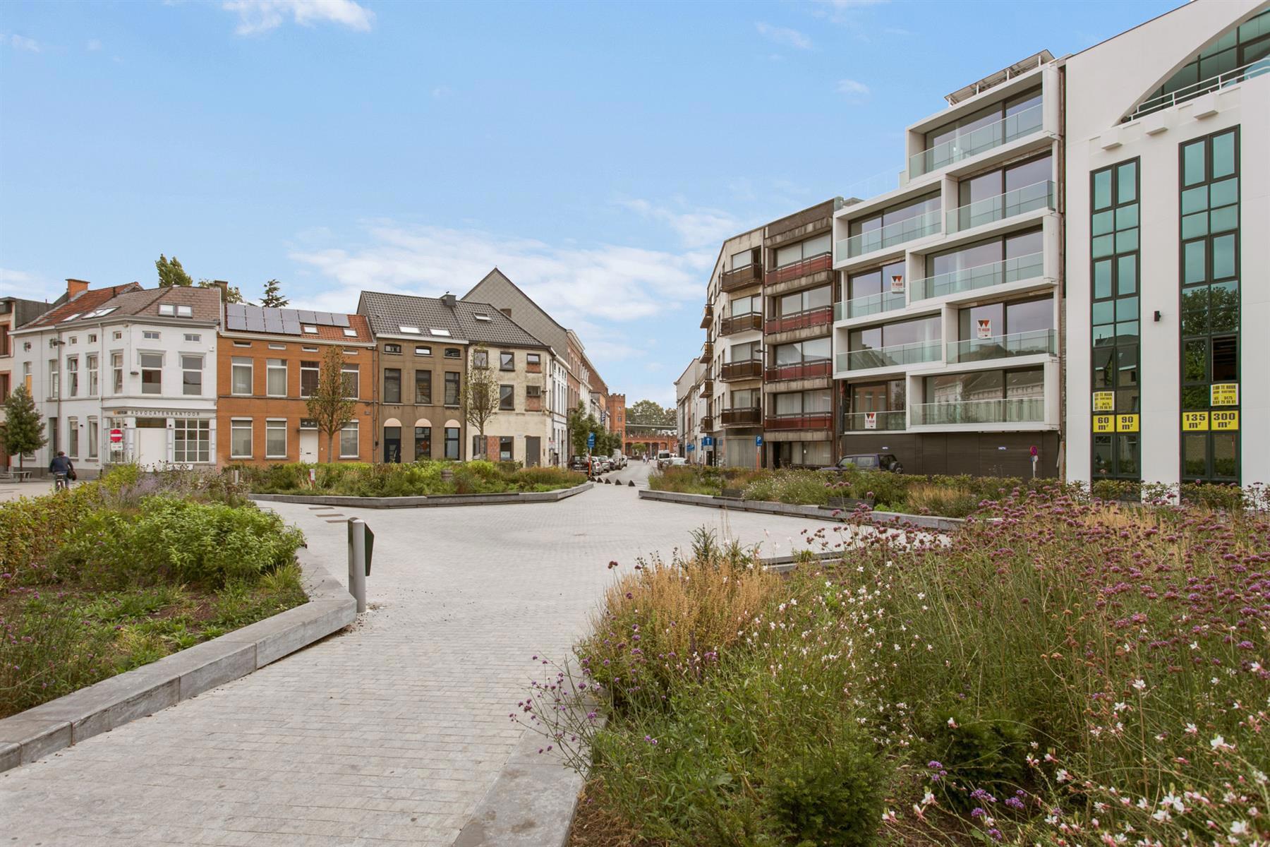 ()=>{if(producerUpdateValueVersion(node),producerAccessed(node),node.value===ERRORED)throw node.error;return node.value} Bauwensplein 11/1.1 - 9300 Aalst
