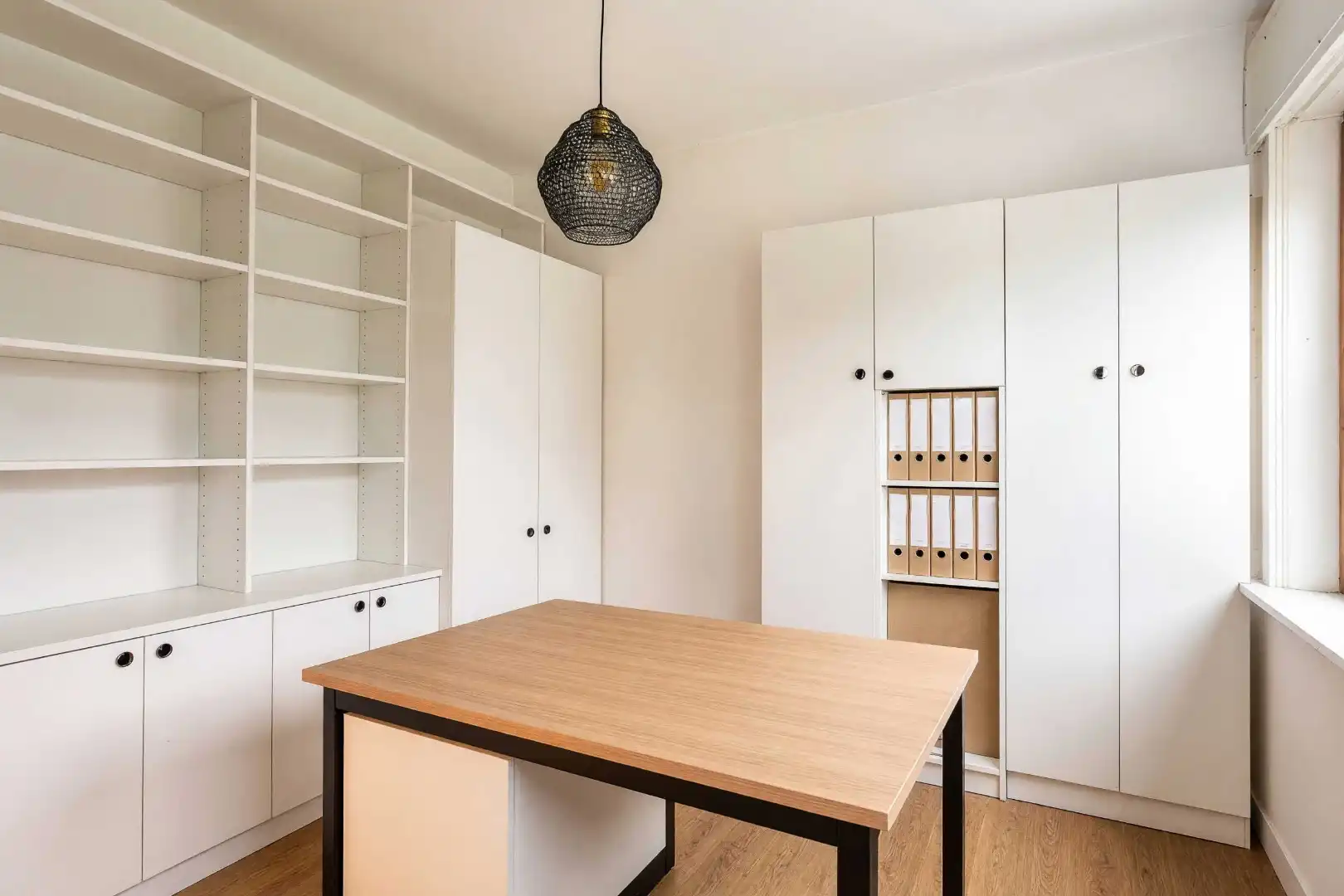 Super toffe instapklare woning met prachtige zonnige verzichten foto 9