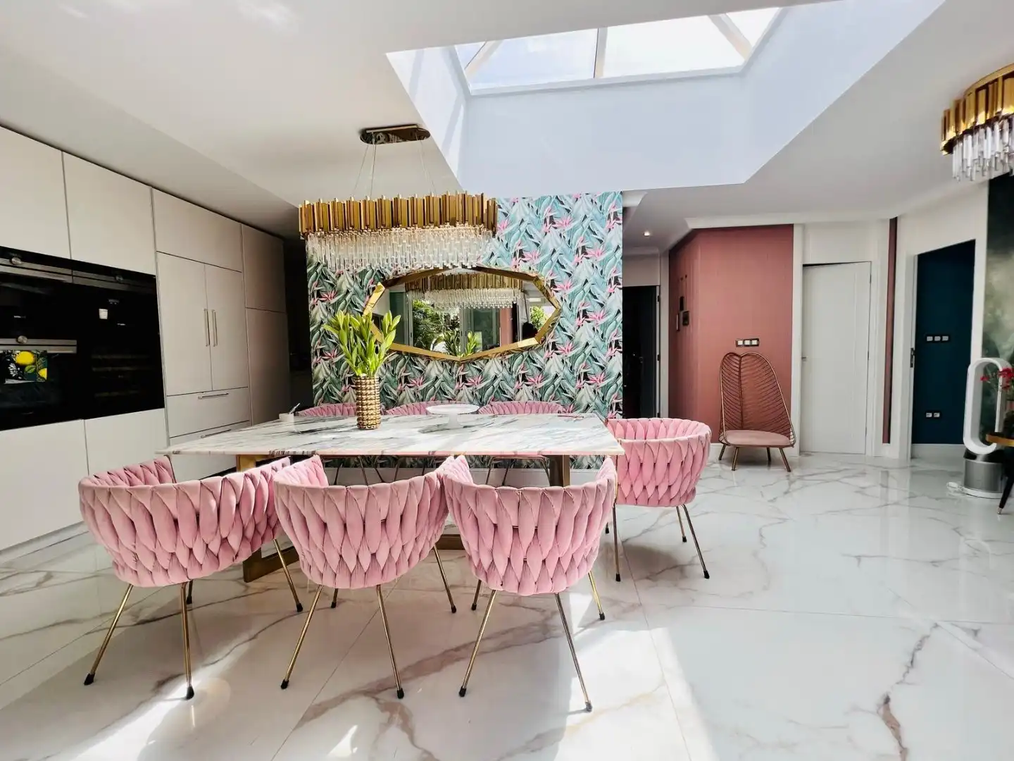 Vrijstaande villa in exclusieve wijk foto 12