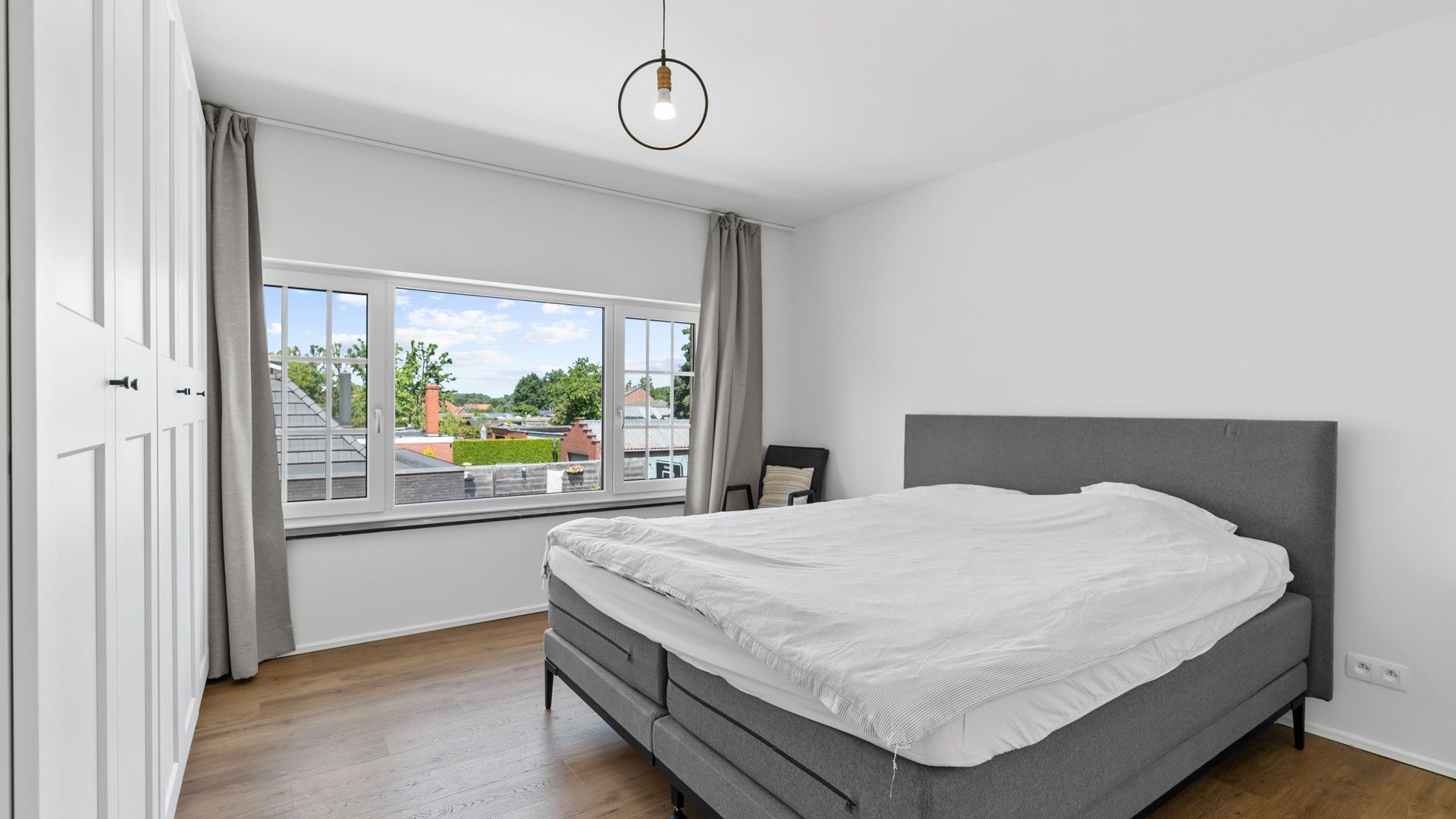Gerenoveerde karakterwoning nabij het centrum van Houthalen foto 19