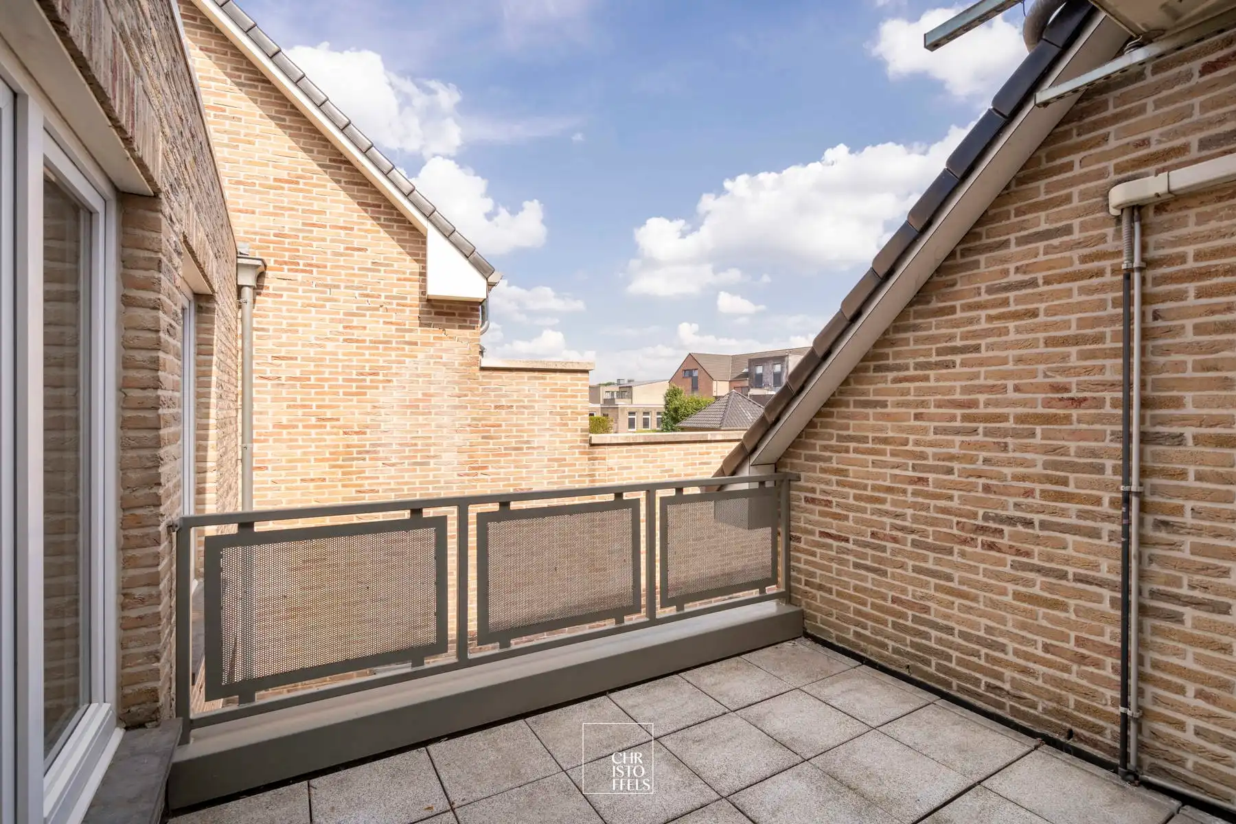 2-slaapkamerappartement (126m²) in het centrum van Zutendaal! foto 14