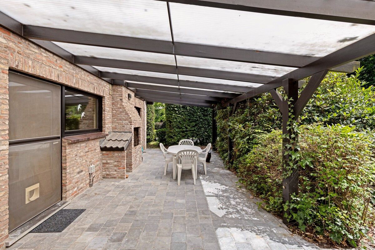 Rustig en residentieel gelegen woning met mogelijkheden op een mooi perceel van 1.317 m². foto 22