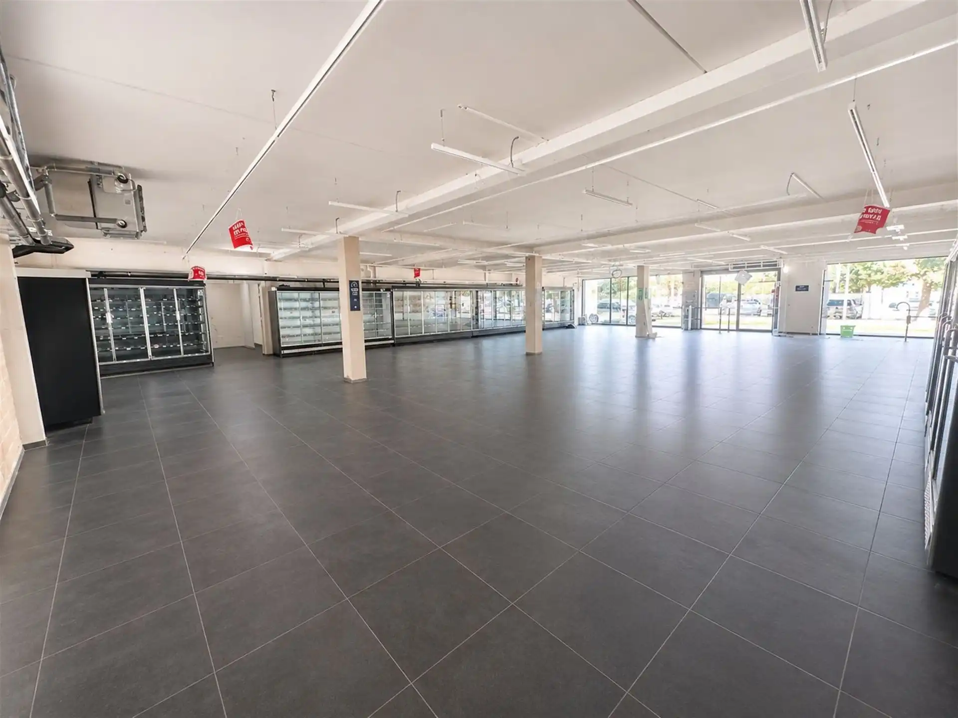  Opvallend handelspand op commerciële toplocatie in hartje Aalst! foto 4