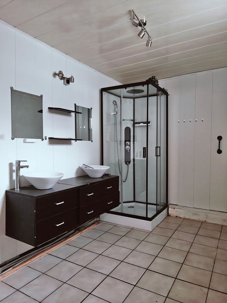 Te renoveren rijwoning met 4 slaapkamers en leuke stadstuin. foto 10