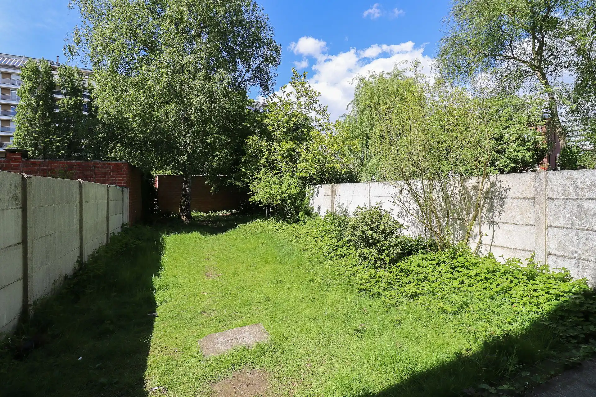 Instapklaar appartement met grote tuin in Berchem foto 11