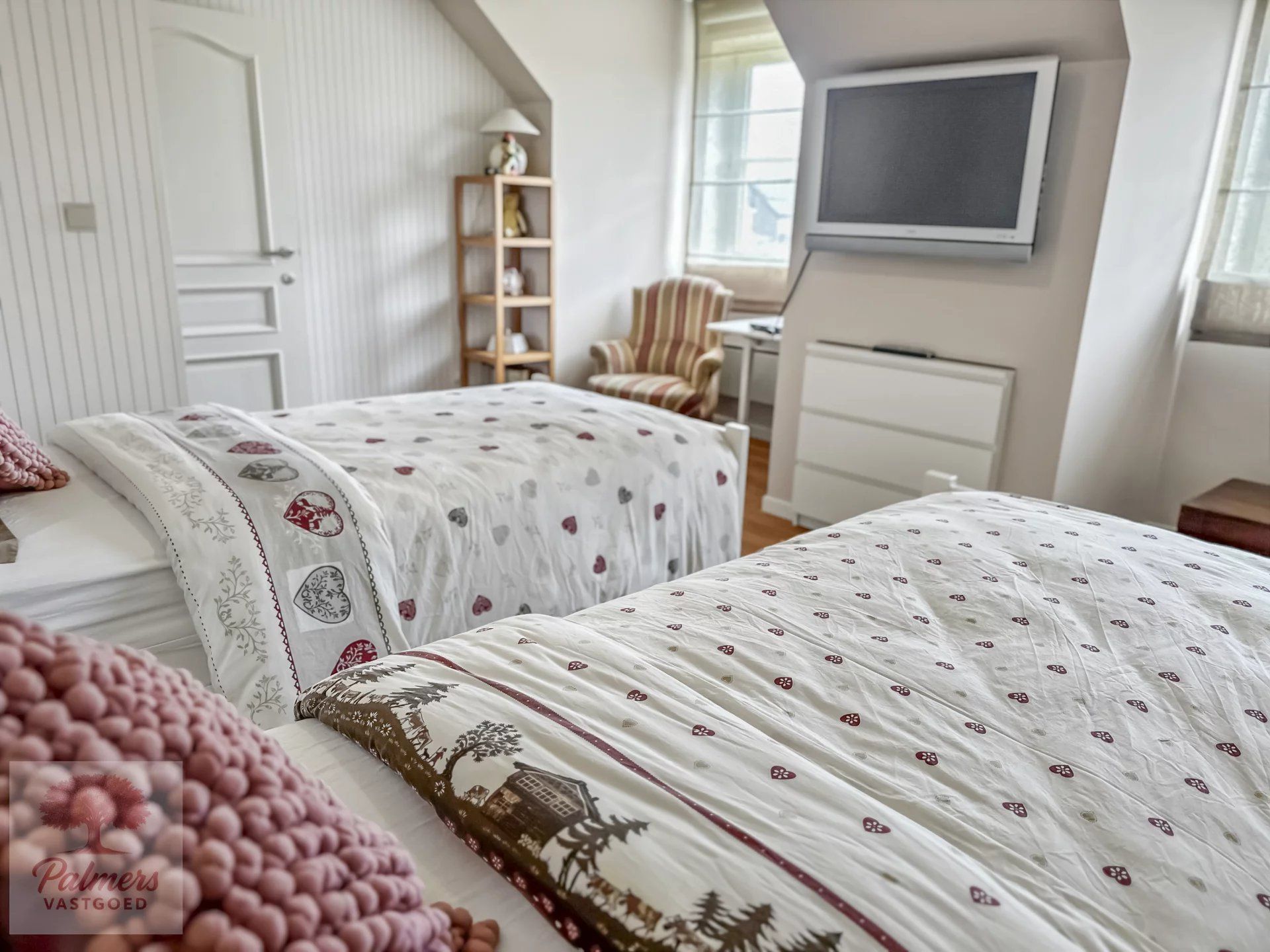 Veelzijdige villa eventueel voor vrij beroep. foto 25