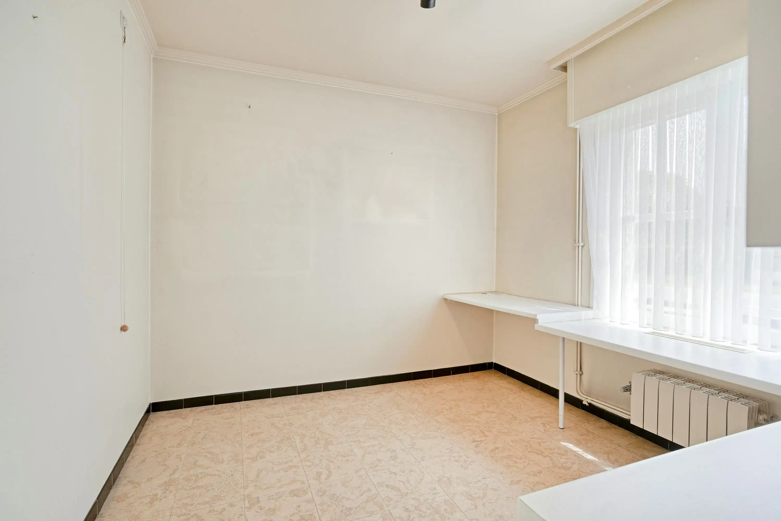 Huis met 3 slaapkamers op 2.287 m² grond te koop in Ursel!  foto 18