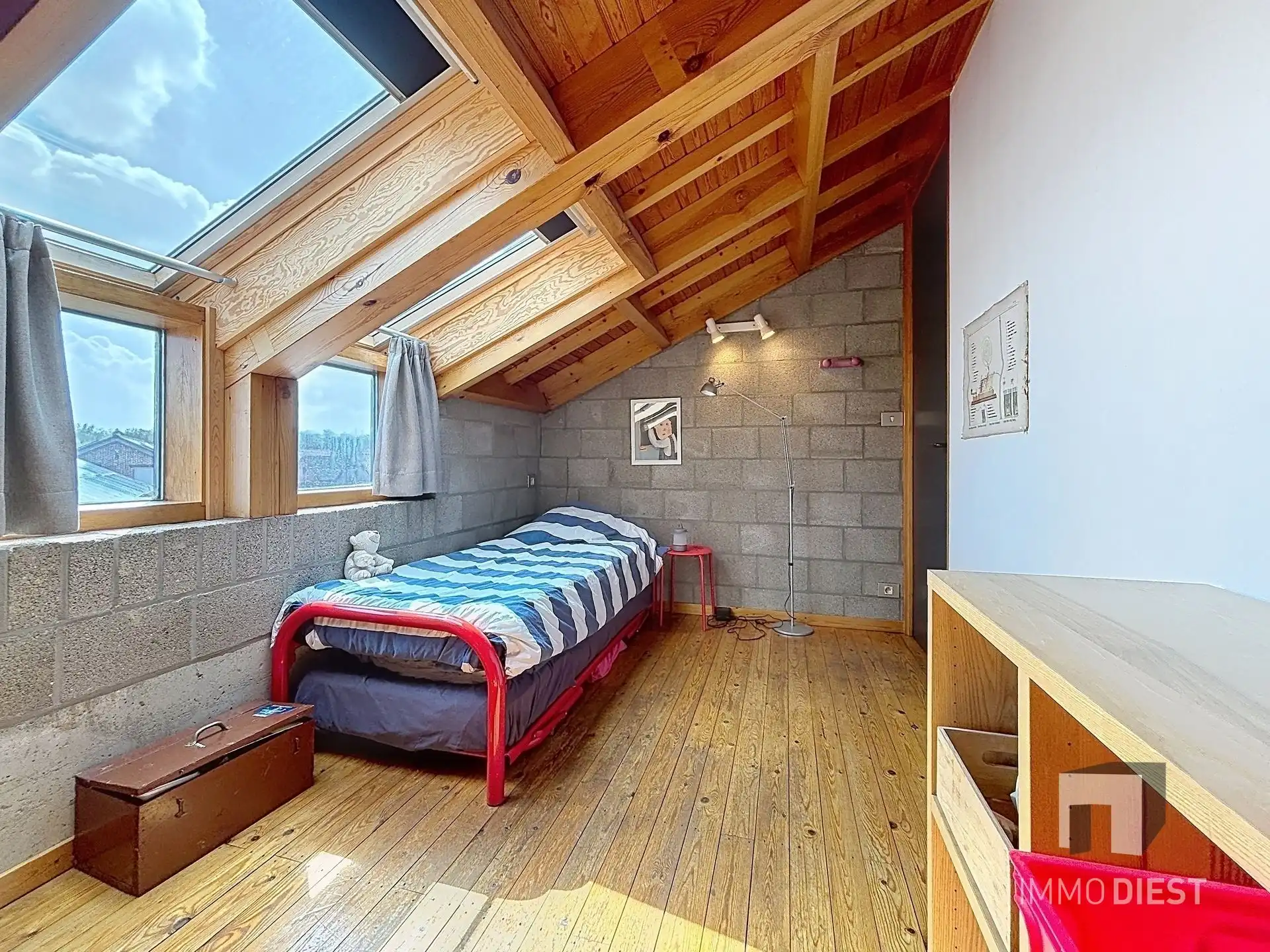 Bijzondere woning, lichtrijk, open en 3 slaapkamers foto 38