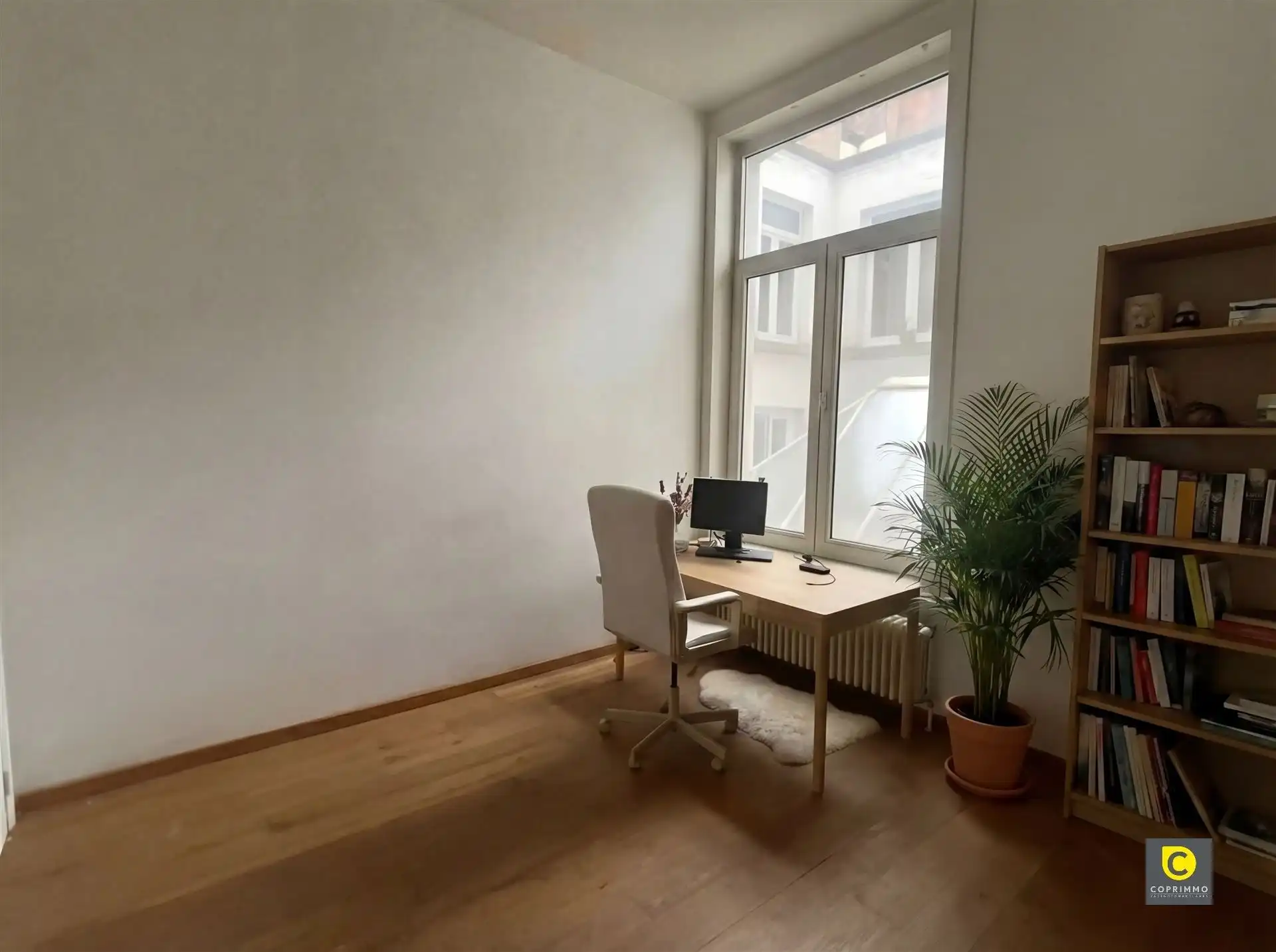 Ruimtelijk 2-Slaapkamer Appartement in hartje Antwerpen foto 5