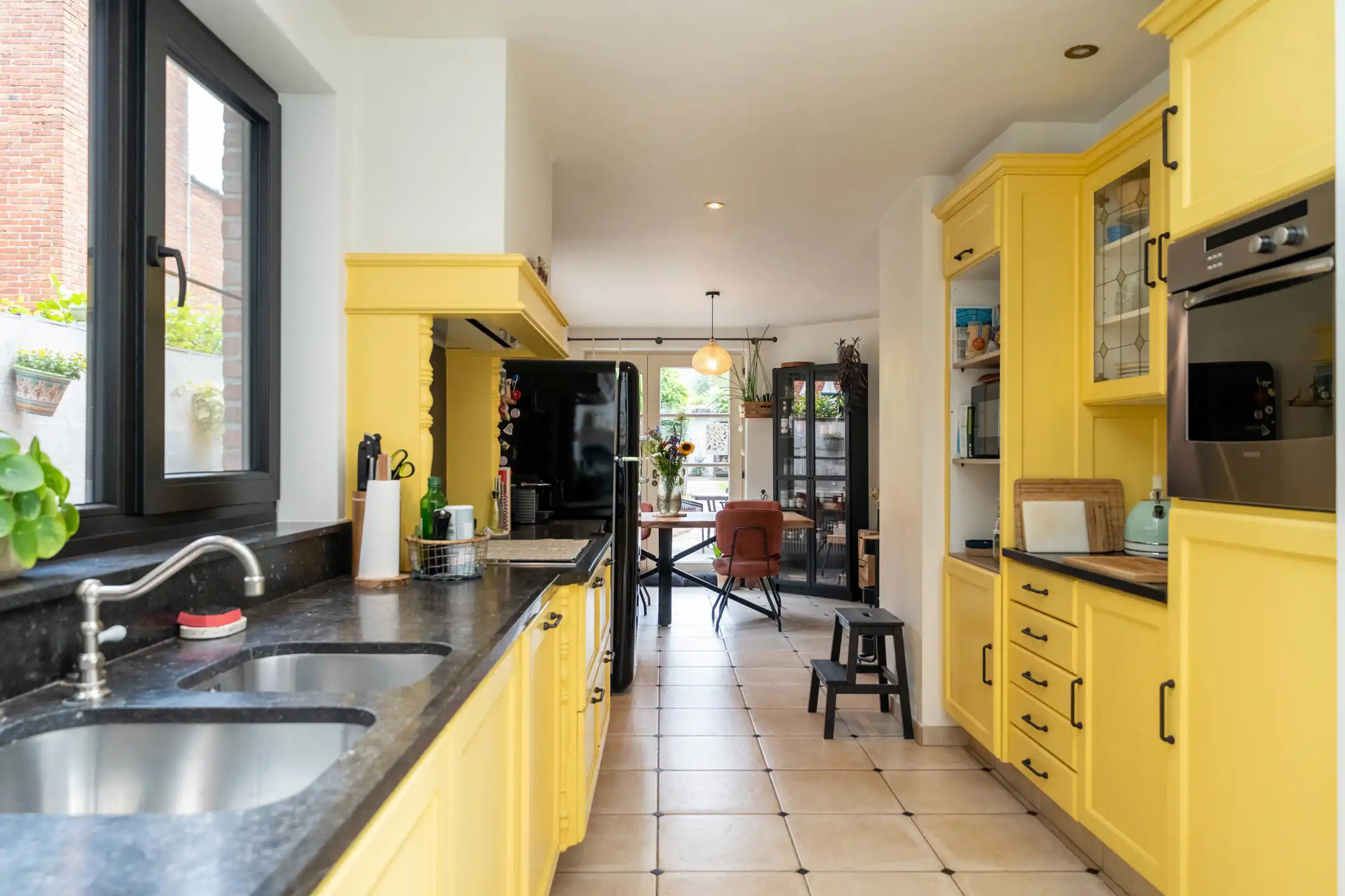 Karaktervolle en instapklare woning met 3 slpk in hartje Herenthout foto 7