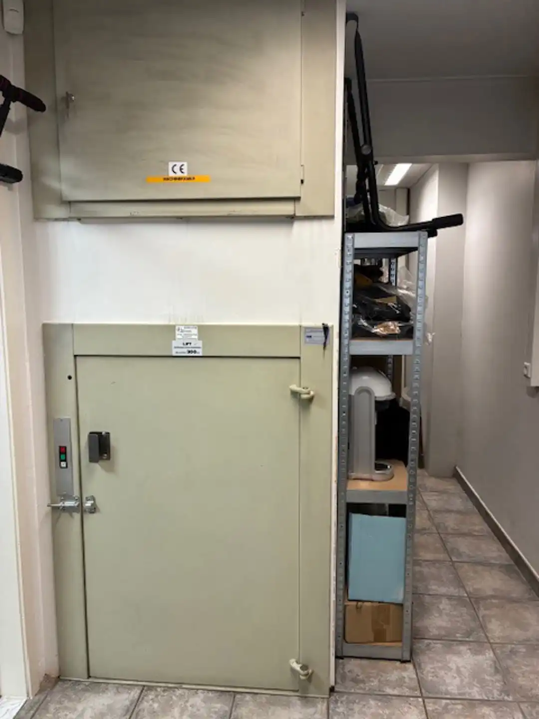 Commerciële ruimte te huur foto 14