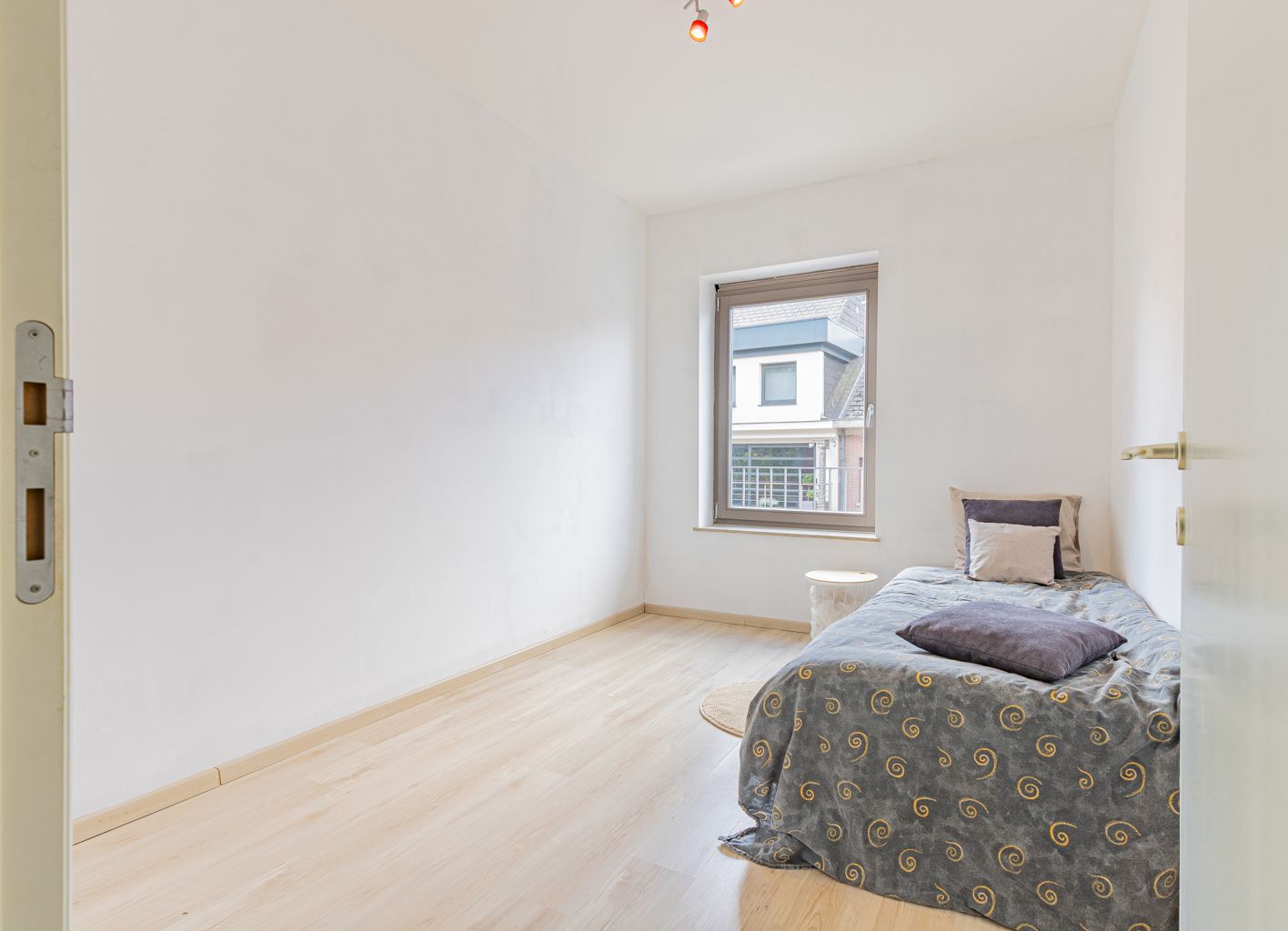 Prachtig duplex-appartement in Opwijk centrum te koop! foto 11