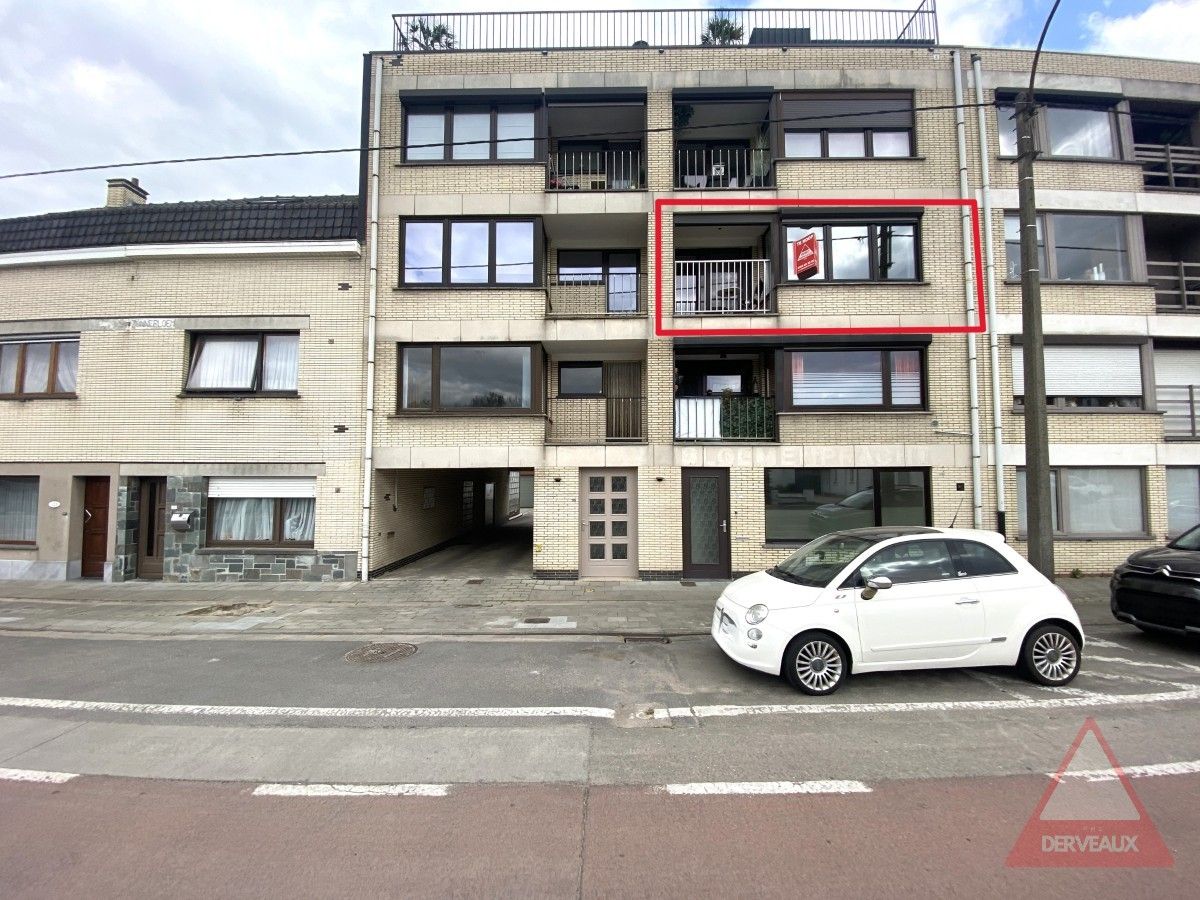 Menen - Verzorgd appartement met terras en garage op centrale ligging foto {{pictureIndex}}