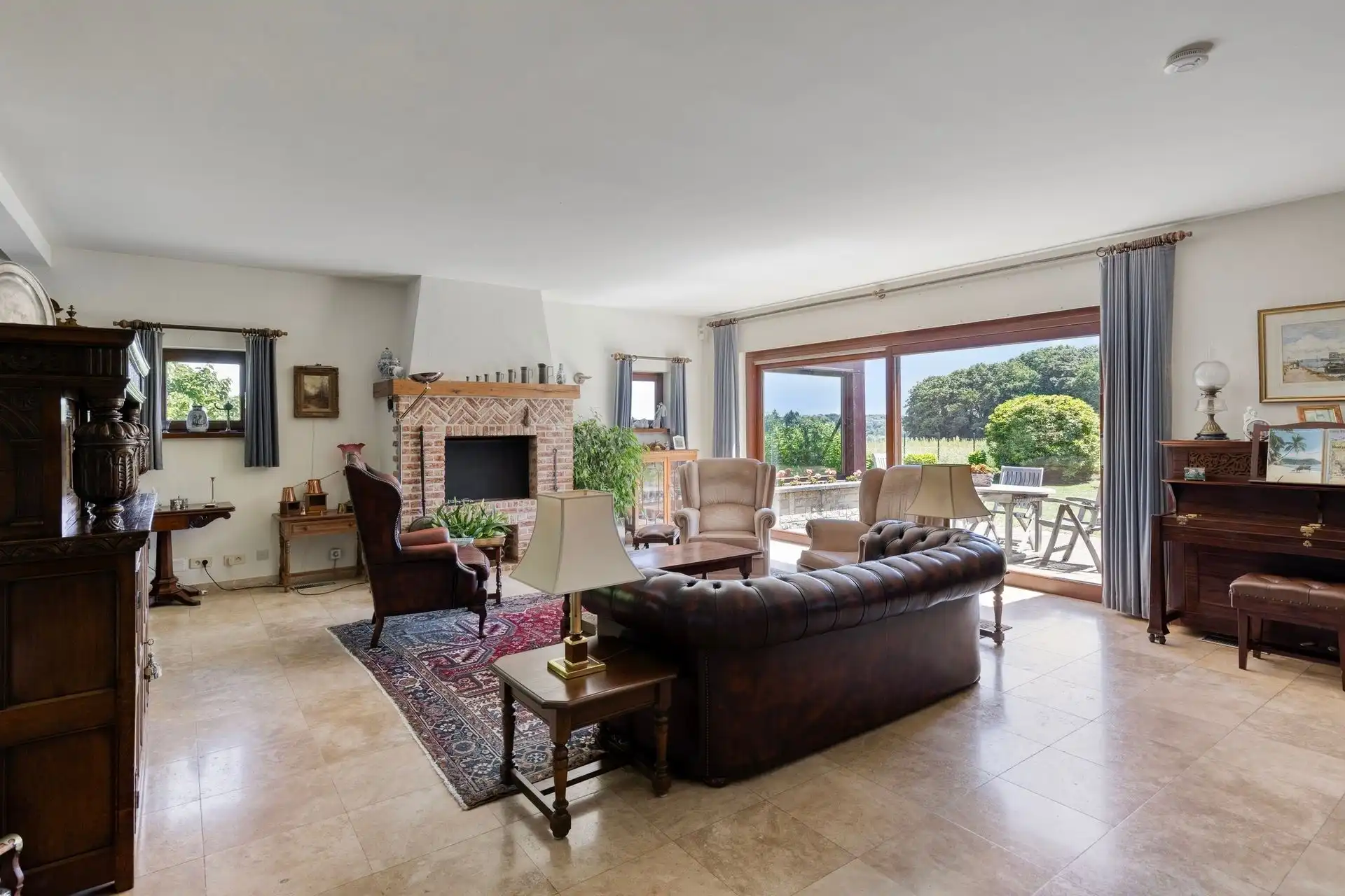 Prachtige klassieke villa op een perceel van ± 7.500 m²  foto 8
