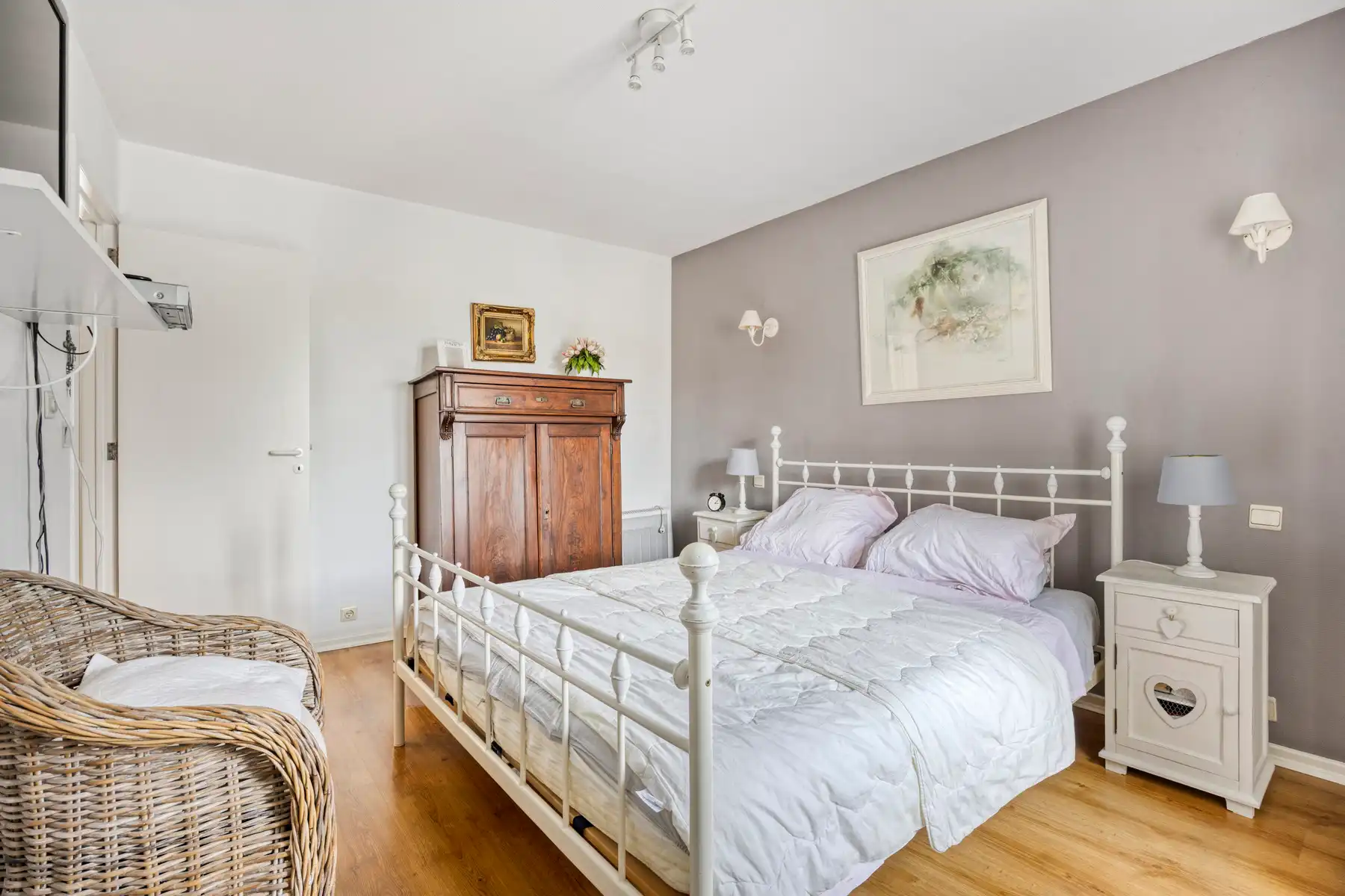 Instapklare woning in het centrum van Asse! foto 15