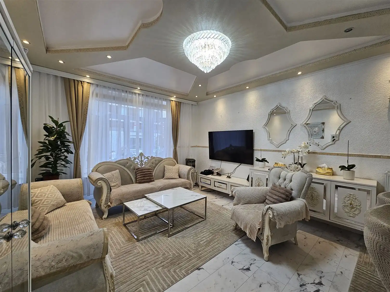 Gunstig gelegen woning met 3 slpks en veranda. foto 2