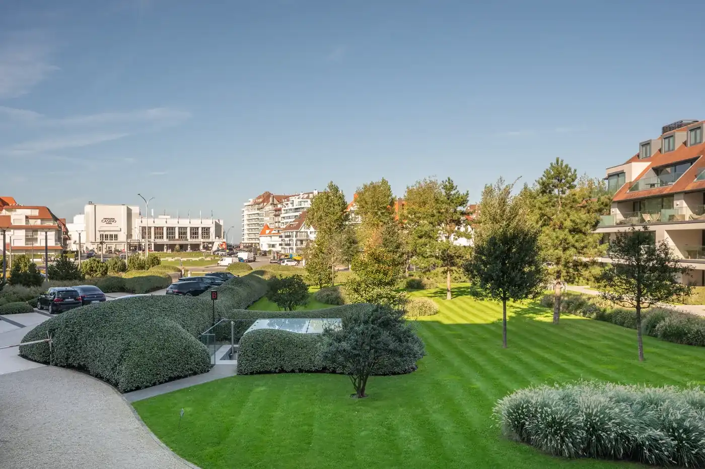 Uitzonderlijk ruim en breed appartement met zuidgericht terras en uniek zicht over het Zegemeer - dubbele garage foto 22