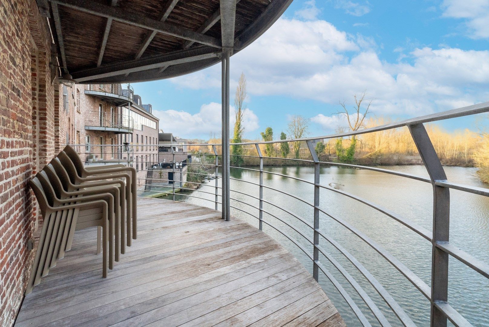 Unieke Loft met 360° Waterzicht foto 2