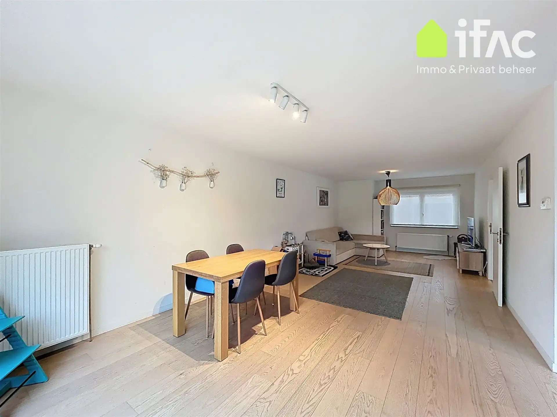 Goed gelegen en energiezuinige 3 slaapkamerwoning foto 3