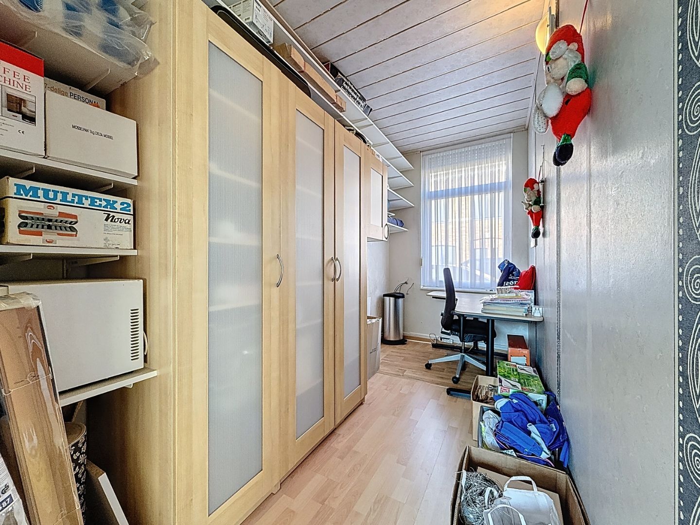 Grote gezinswoning met koer op centrale ligging te Nieuwpoort-Stad foto 12