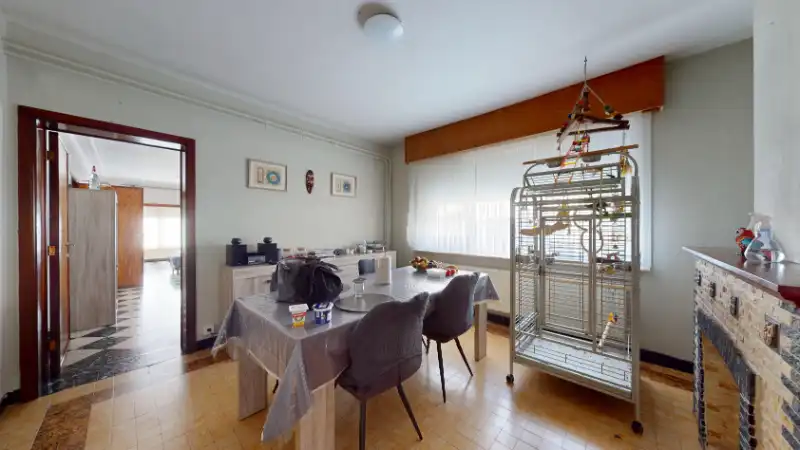 Woning van 197m² op een perceel van 8 are foto 7