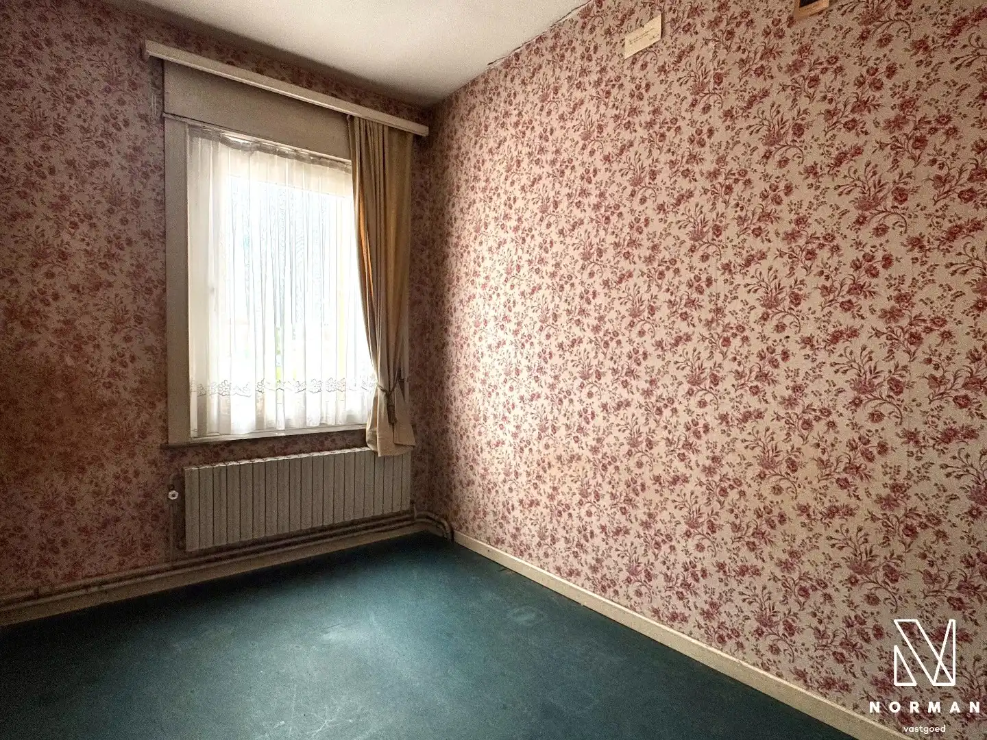 Te renoveren woning met 4 slaapkamers te koop in centrum Kuurne! foto 18