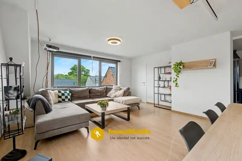 INSTAPKLAAR 2 SLPK-APPARTEMENT MET GARAGE TE KOOP IN MELLE foto 2