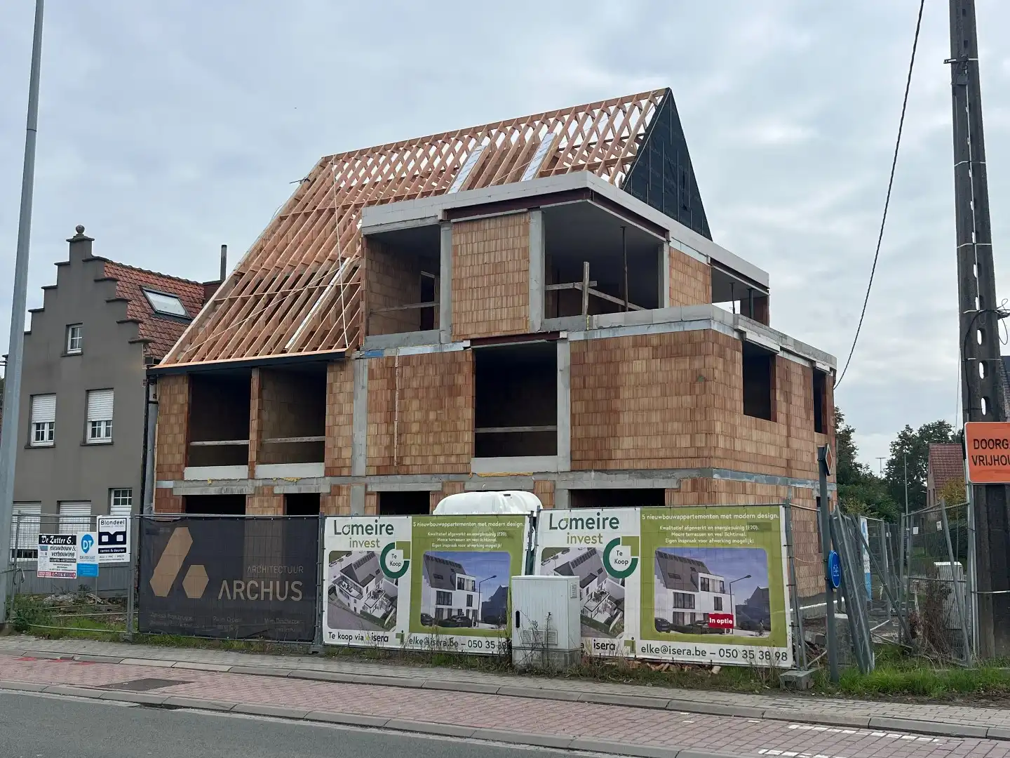 Nieuwbouwappartement met 2 slaapkamers en terras. foto 6