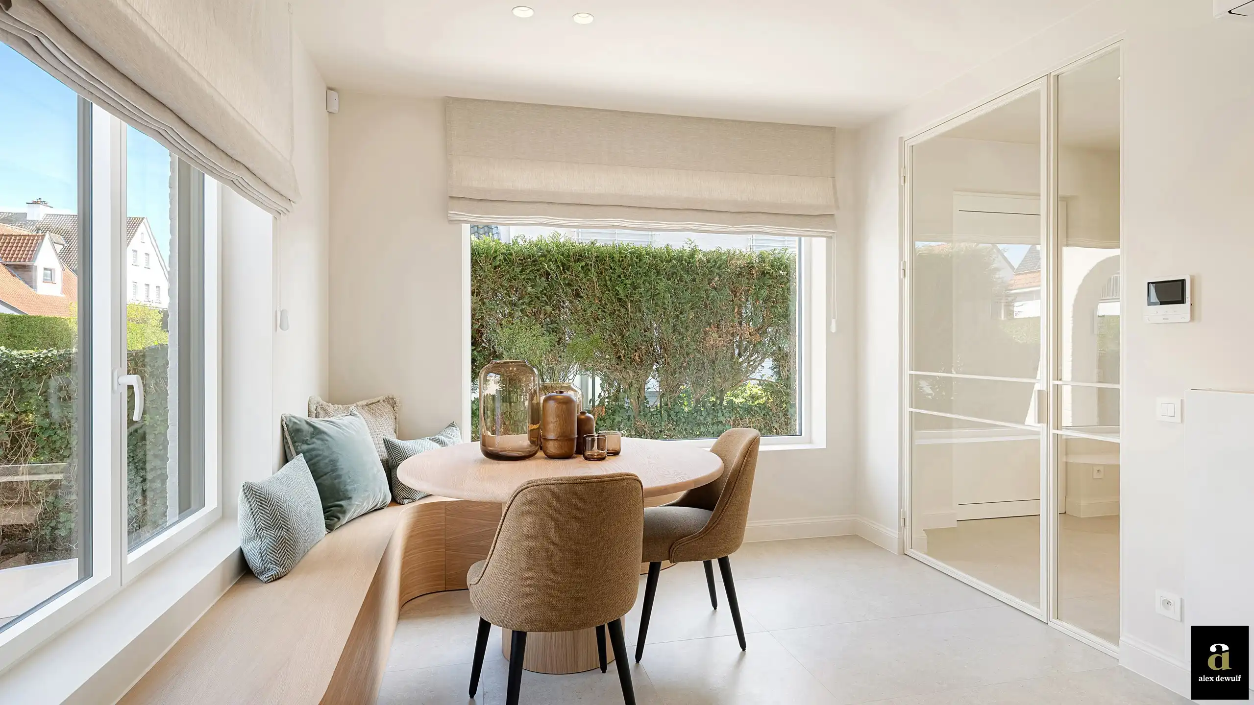 Uitstekend gelegen, volledig gerenoveerde koppelvilla te Duinbergen, op wandelafstand van het strand en de duinen. foto 24