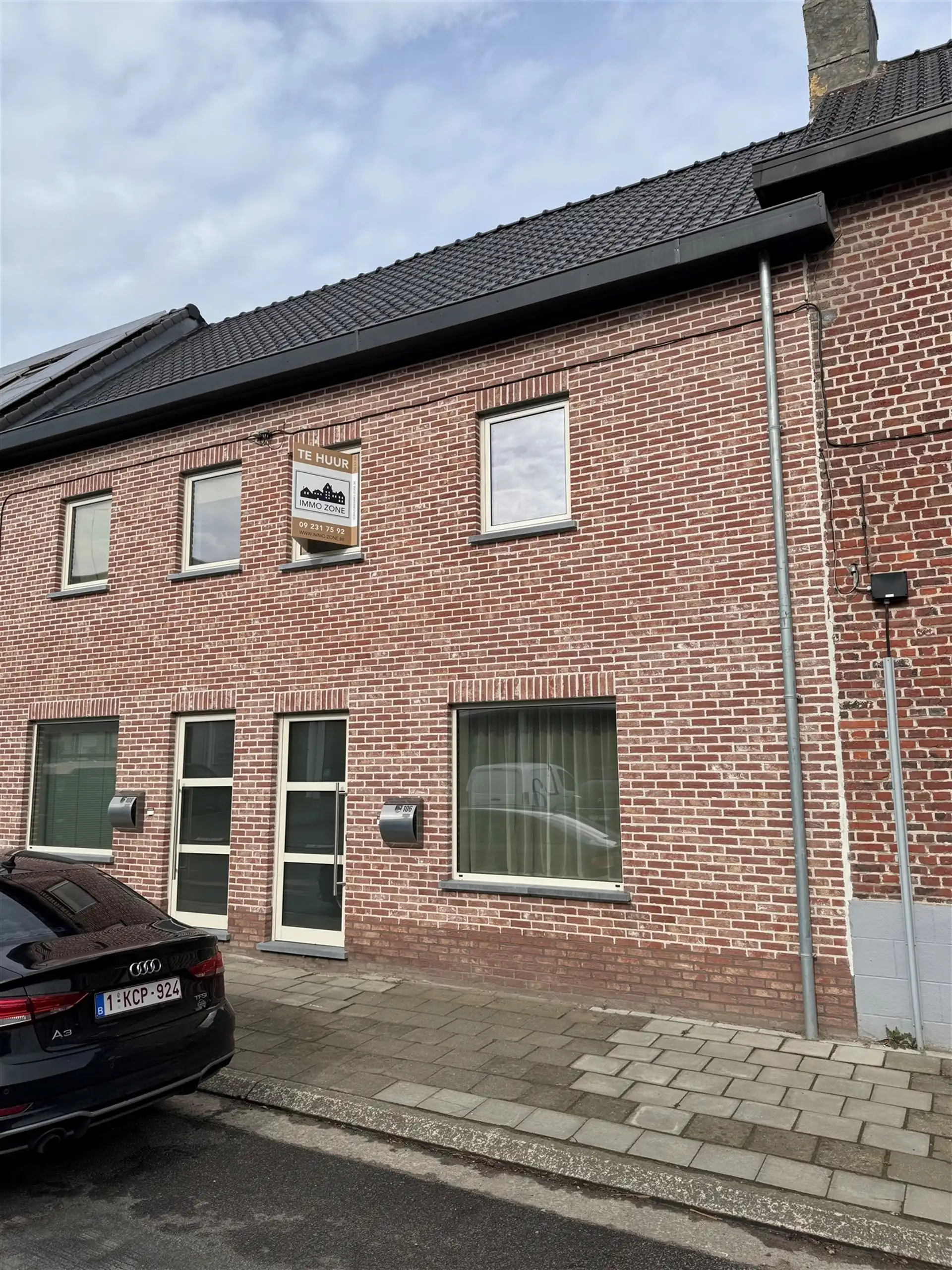 Gunstig gelegen energiezuinige woning met tuin. foto {{pictureIndex}}