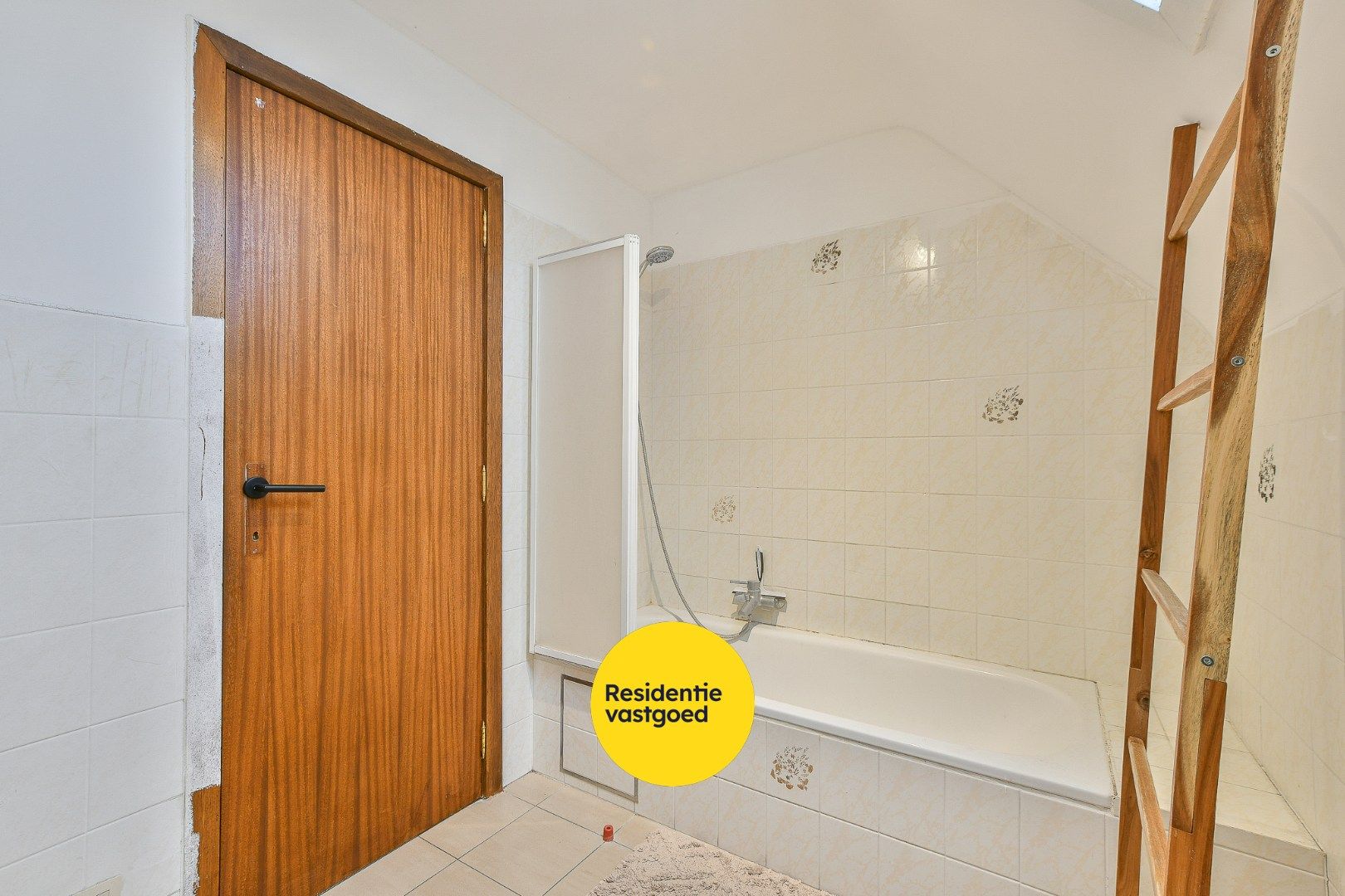 Ruime halfopen bebouwing met tuin, garage en 4 slaapkamers– De Haan (Vosseslag) foto 16