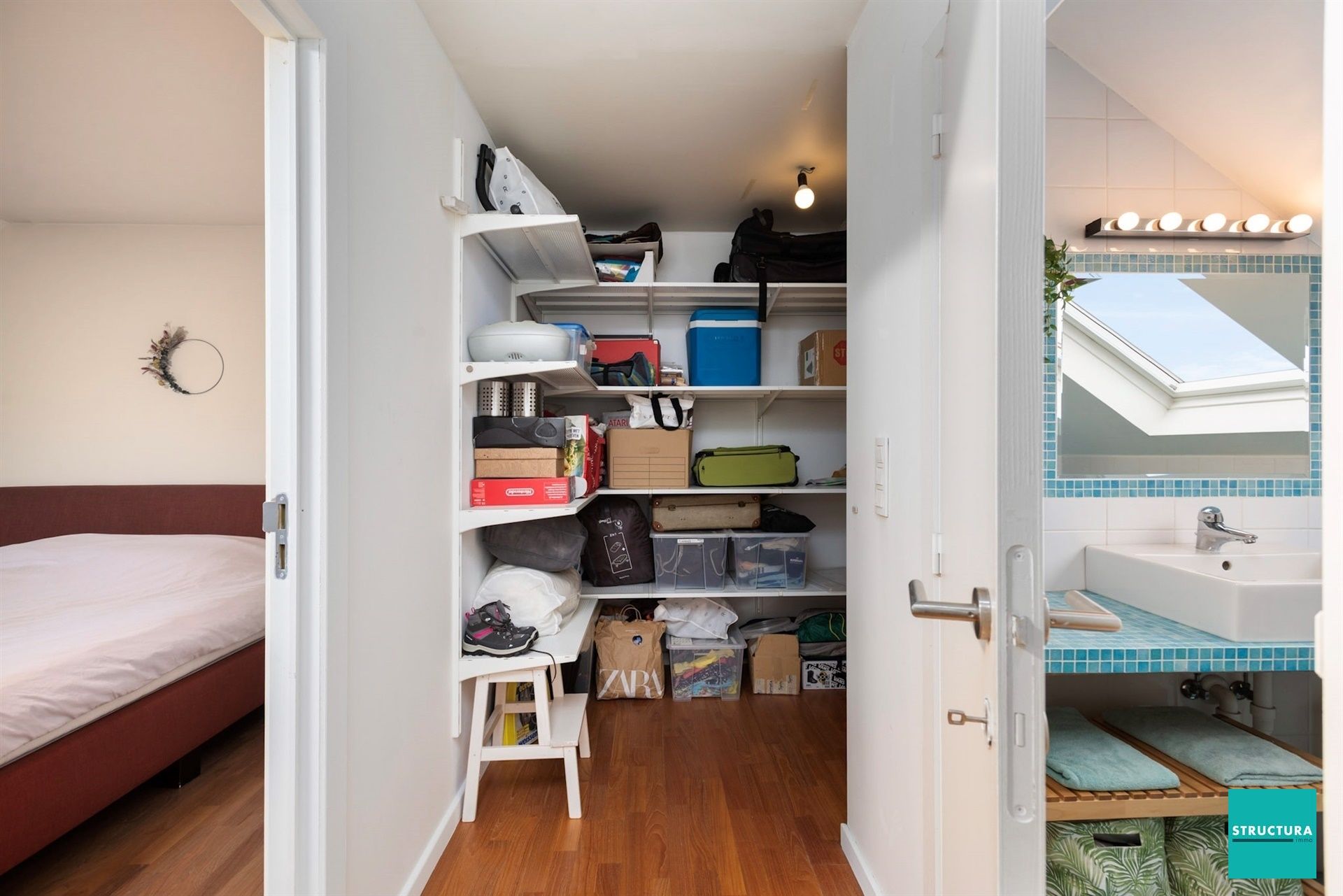 ! BEZOEKEN VOLZET ! Woning met 4 slaapkamers en bureau/dressing in Meise foto 20