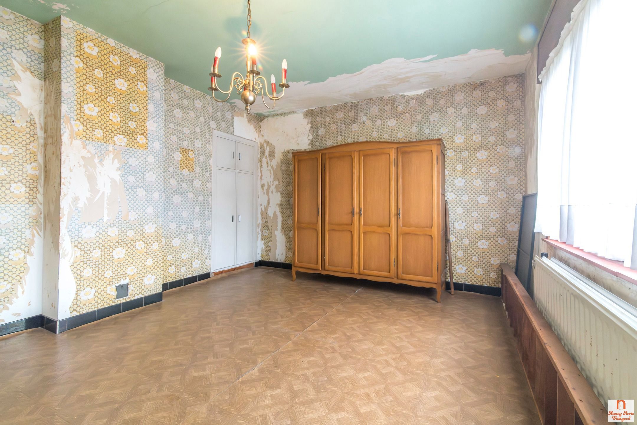 Ruime woning met 4 slaapkamers en uitbreidingsmogelijkheden foto 44