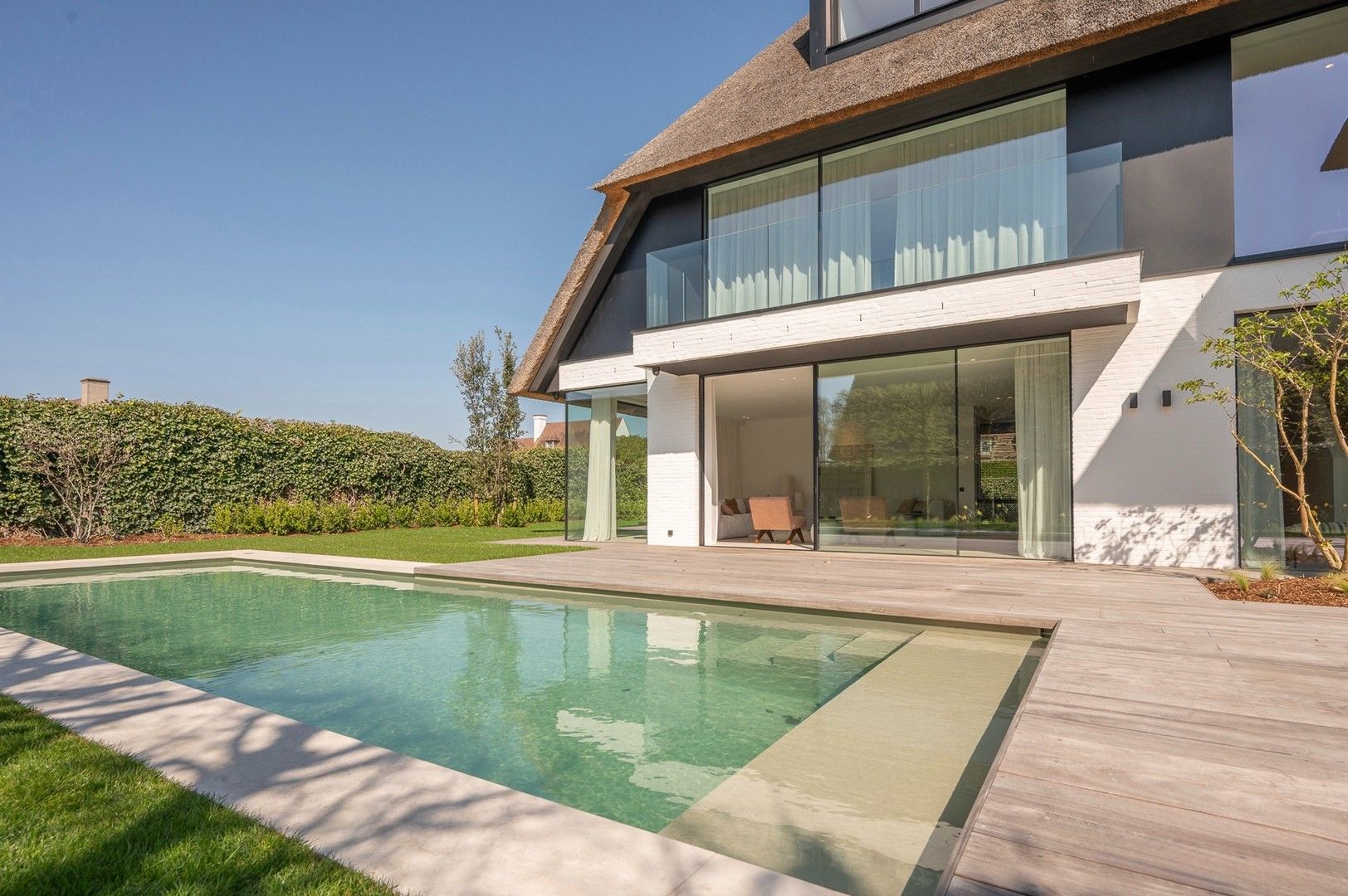 Uitzonderlijke luxueuze nieuwbouwvilla met zwembad in een residentiële buurt te Knokke foto 81