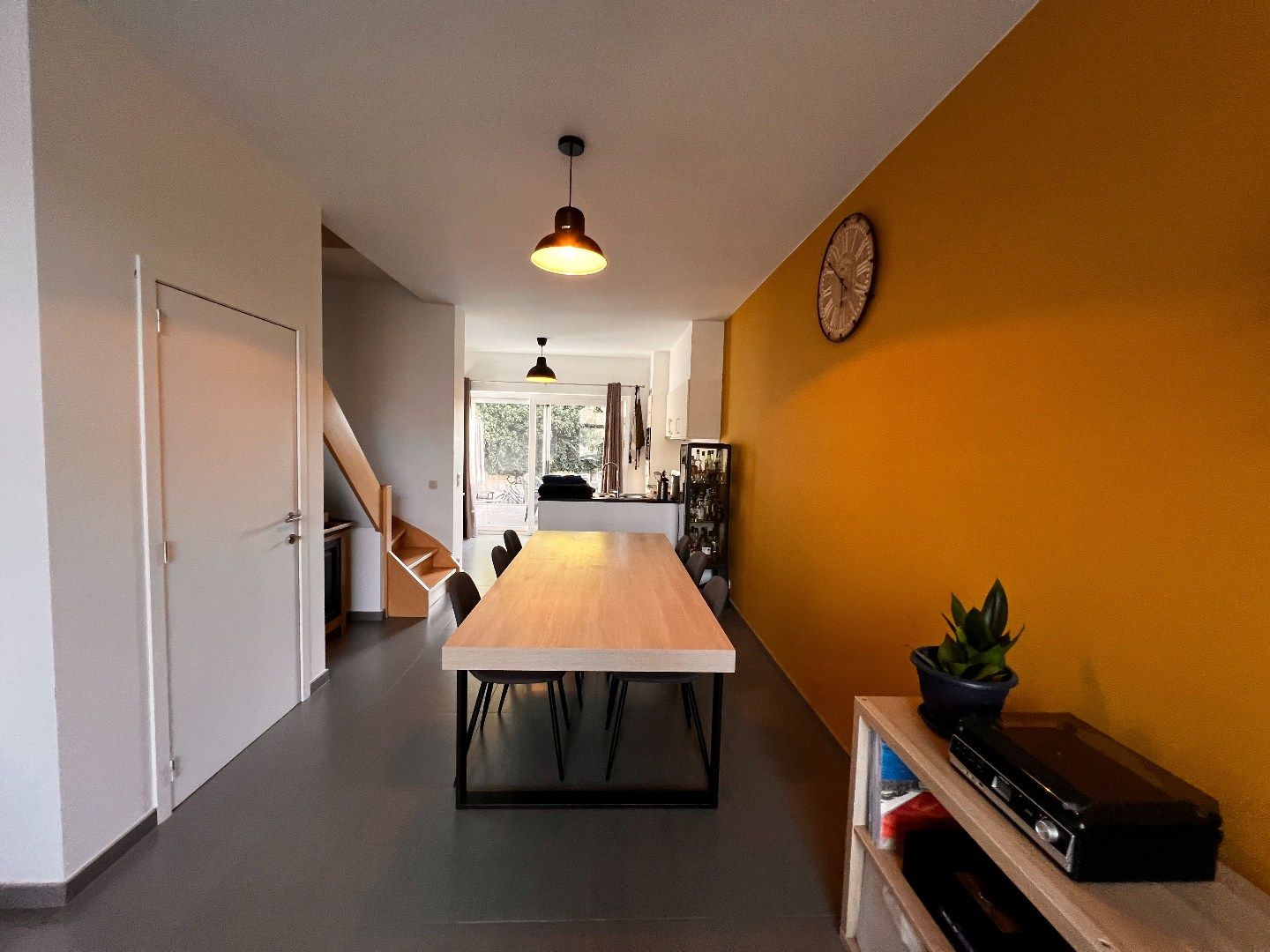 WONING MET 3 SLAAPKAMERS EN TERRAS IN IEPER foto 3