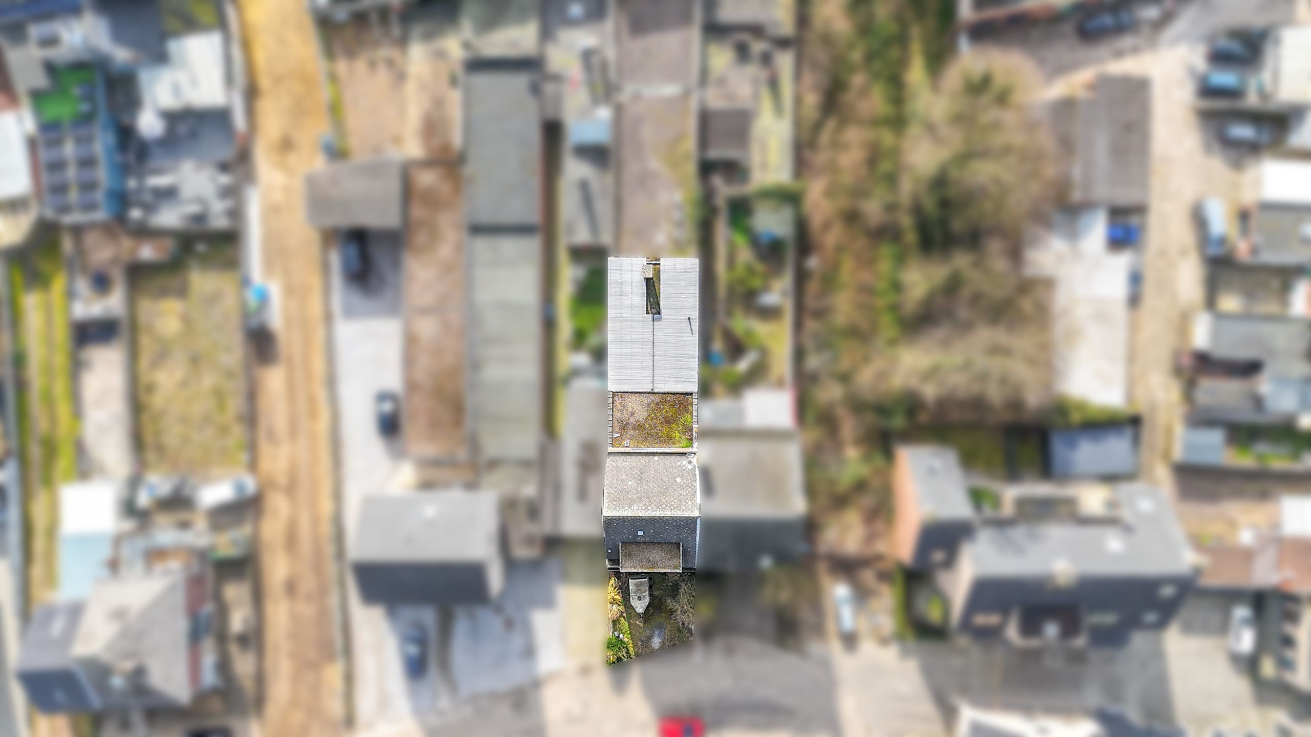 Ruwbouw woning om af te werken met opslagruimte in Heusden! foto 7