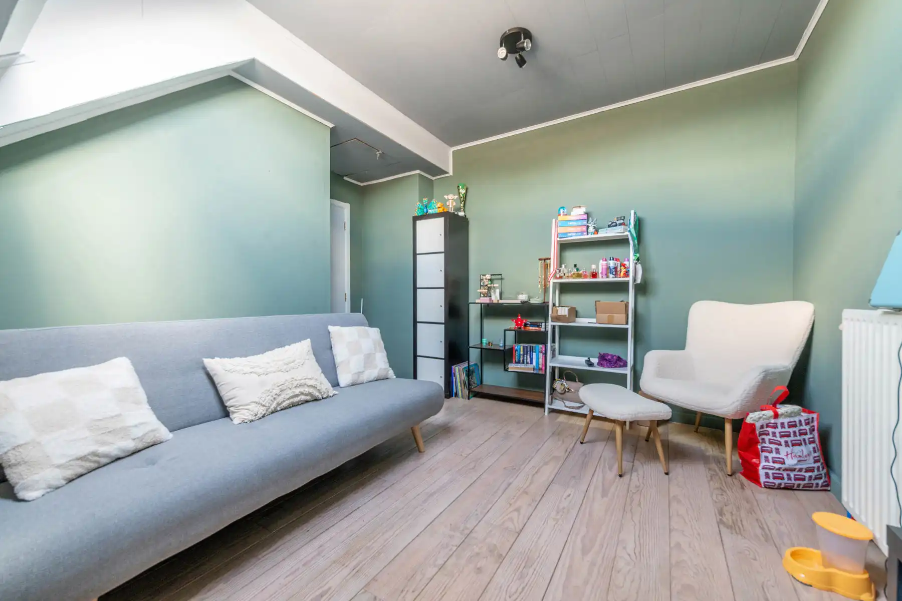 Ruime en lichtrijke halfopen bebouwing te Schelle. foto 8