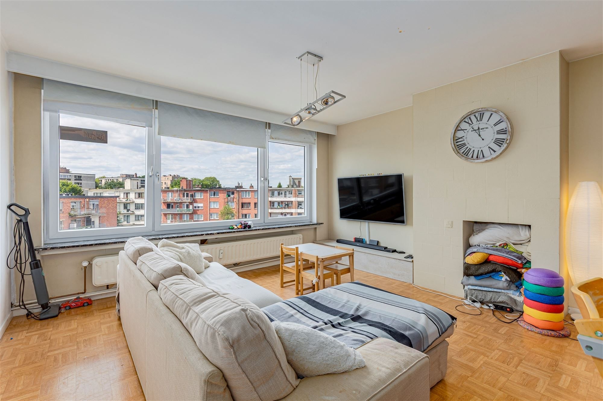 Instapklaar appartement met 2 slaapkamers en garagebox foto 2