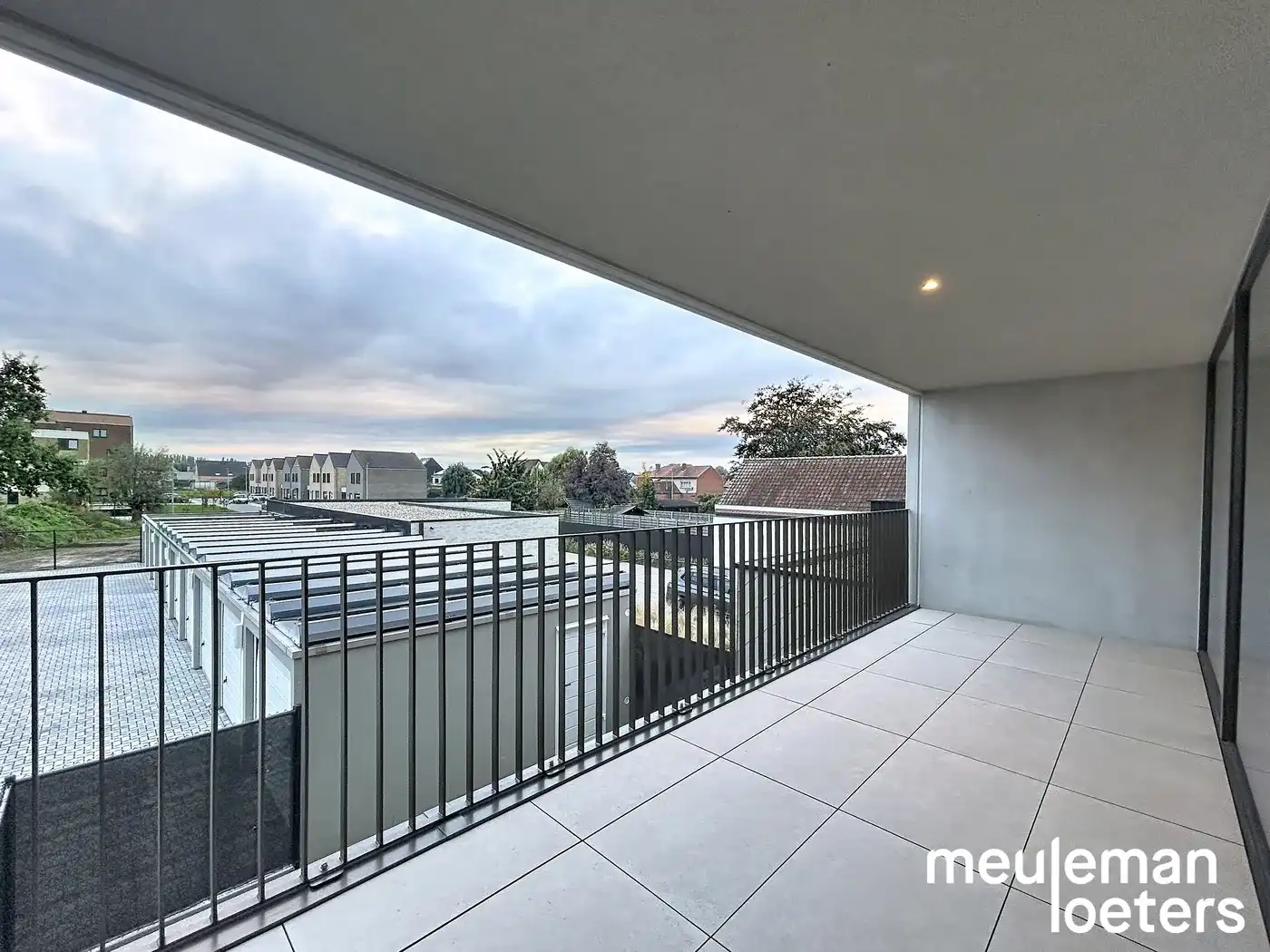 Energiezuinig drieslaapkamerappartement met ruim terras en garage foto 11